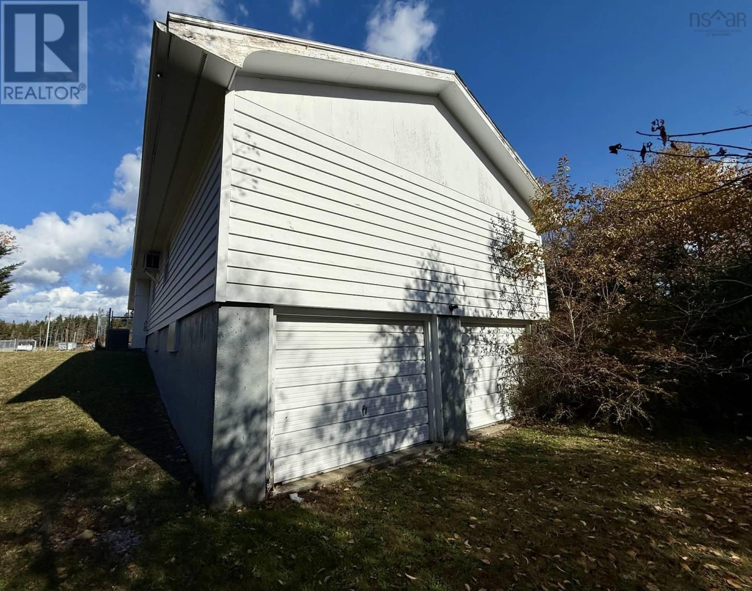 61 Ditcher Road Property Photo 17