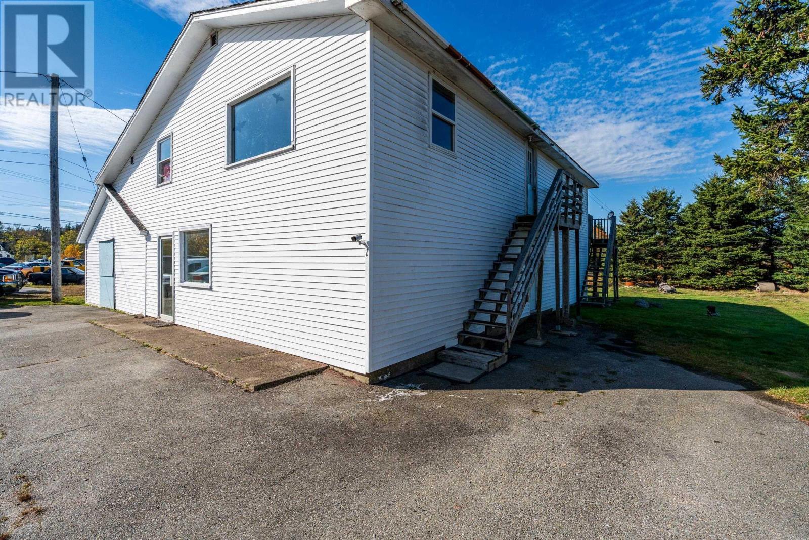 36 Last Road Property Photo 2