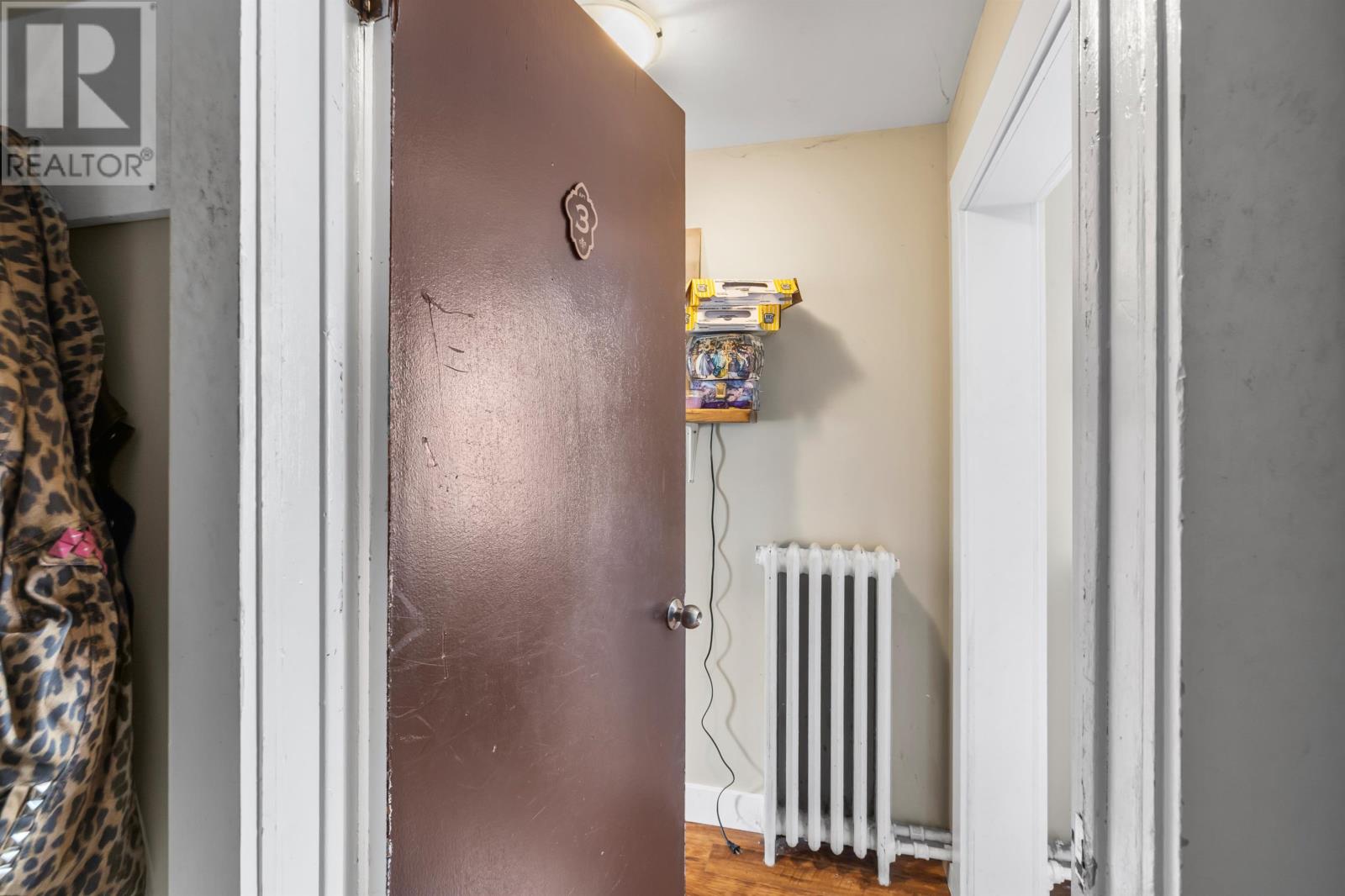 29 Ole King Square Property Photo 21