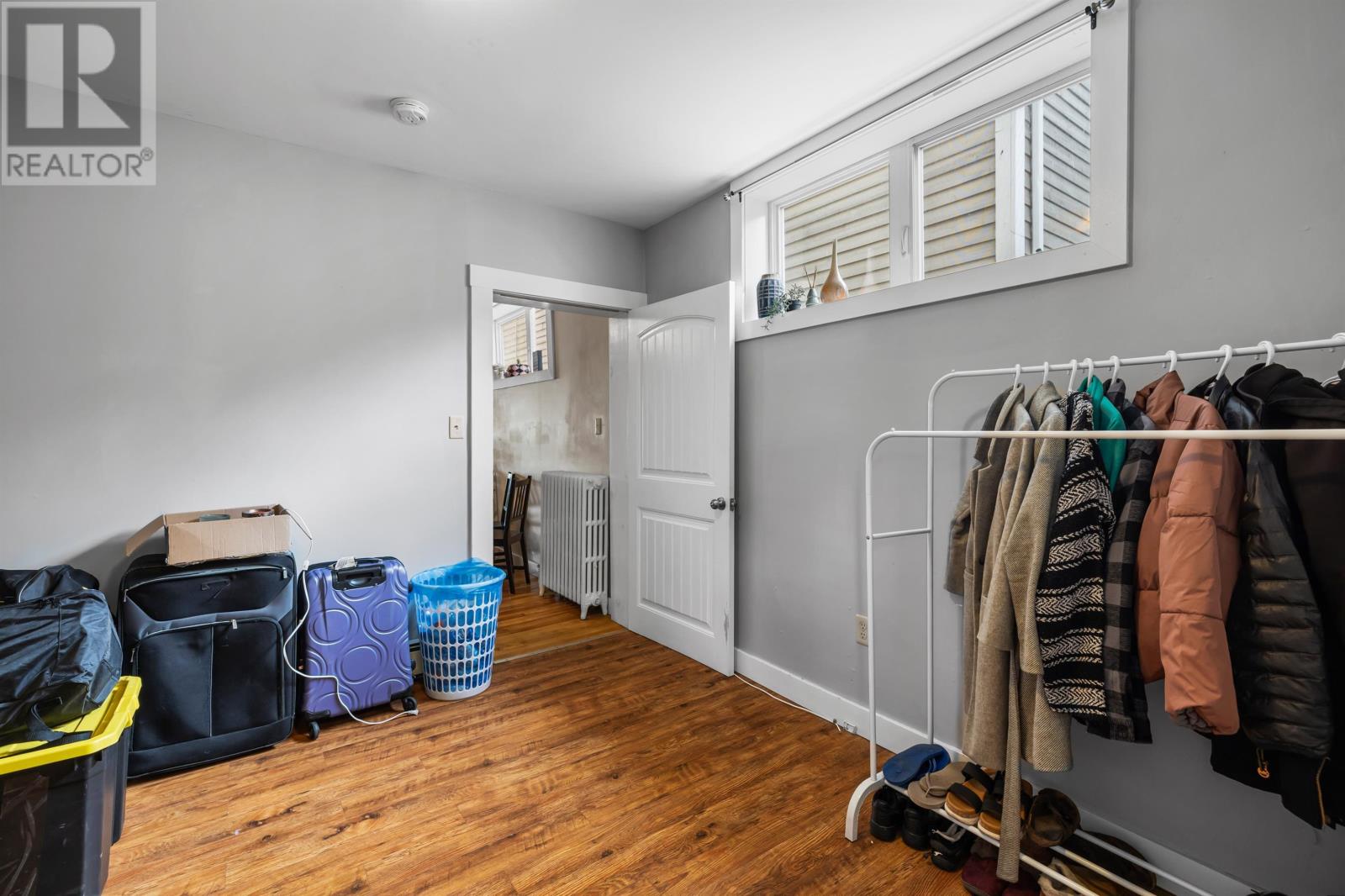 29 Ole King Square Property Photo 37