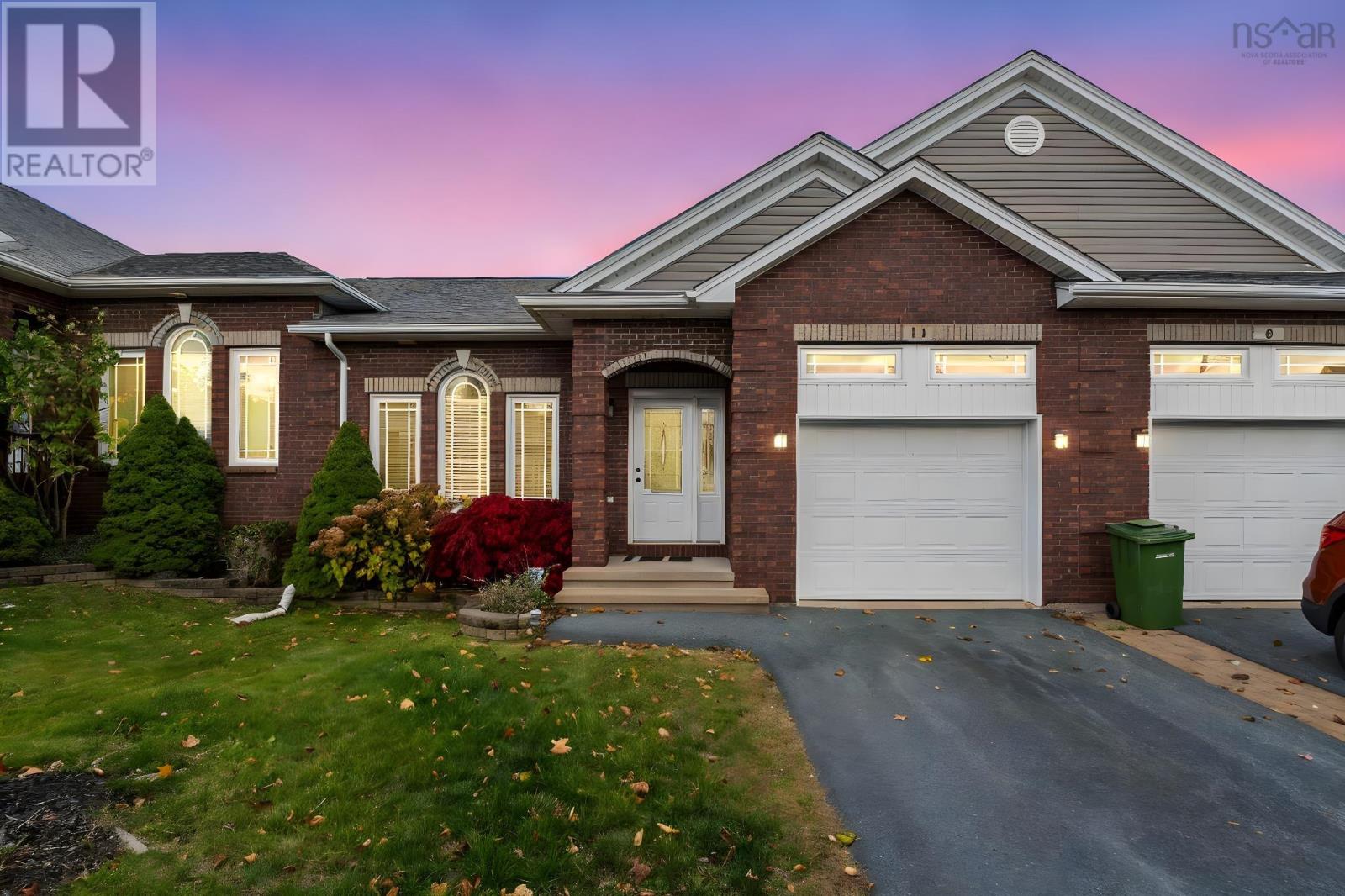 11 Kirkwood Court Property Photo 1