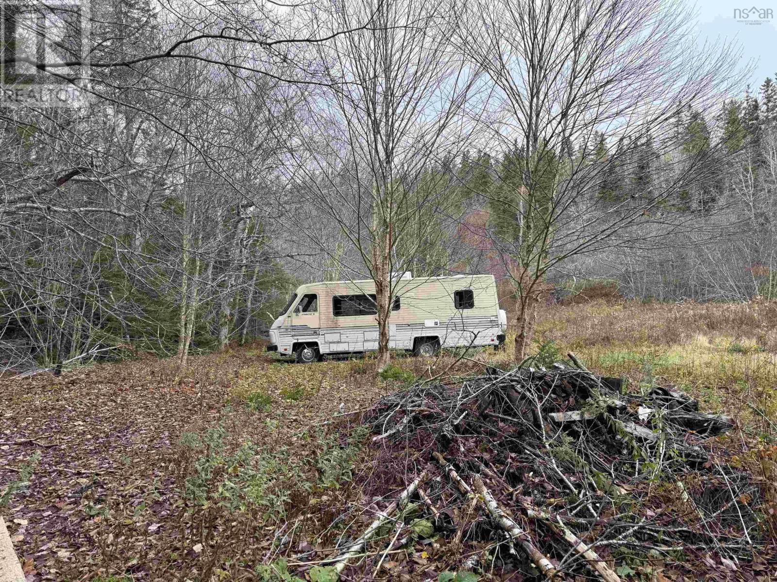 172 Woodside Road Property Photo 4