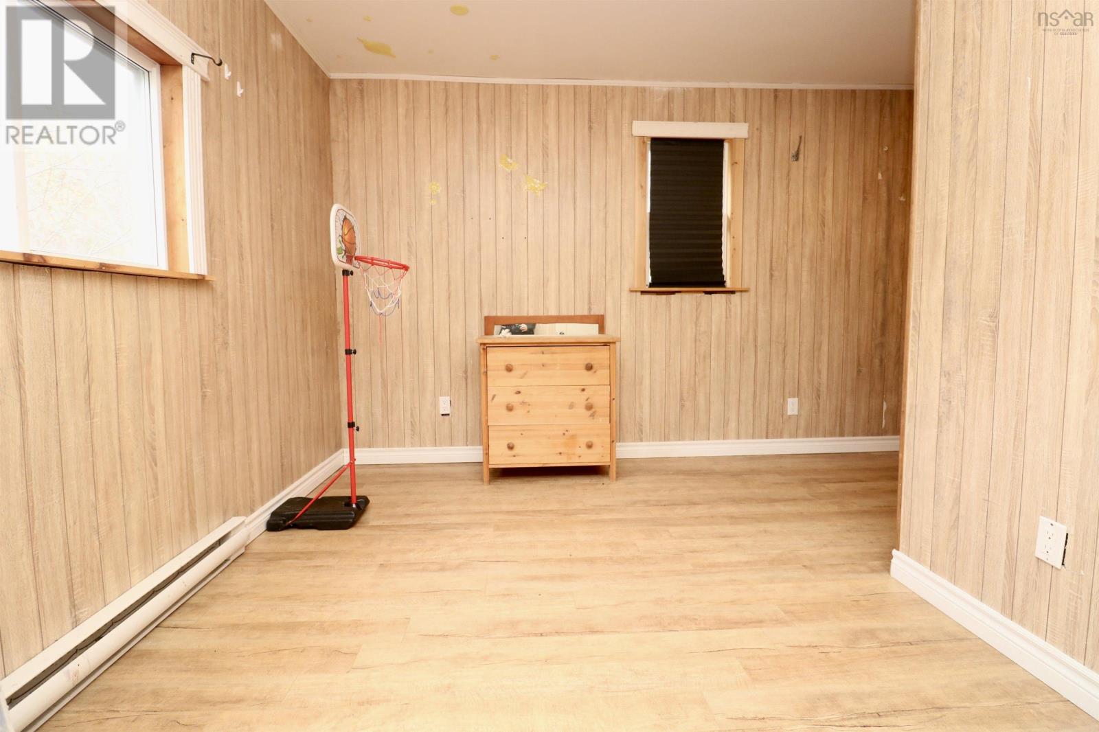 172 Woodside Road Property Photo 12