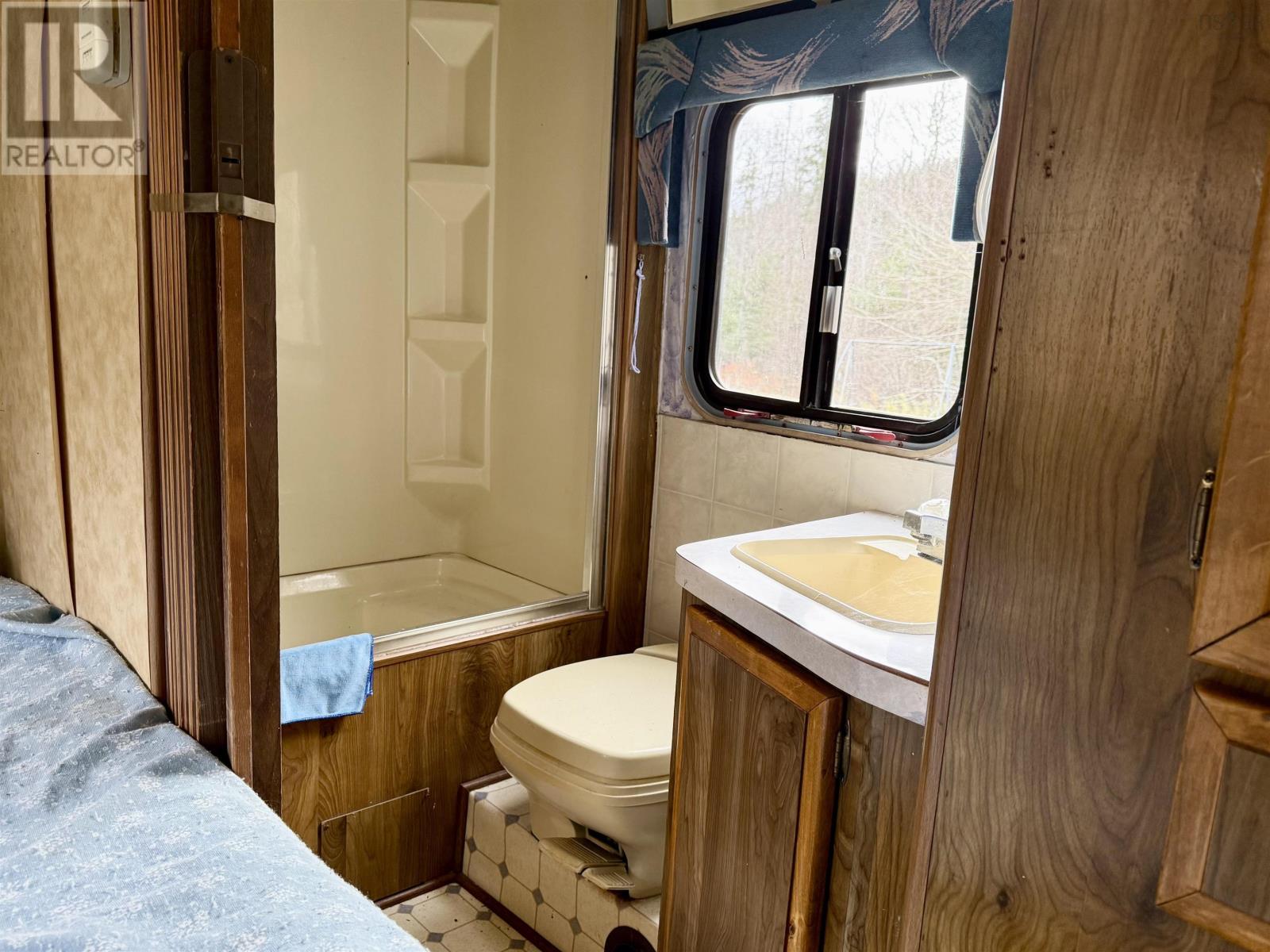 172 Woodside Road Property Photo 26