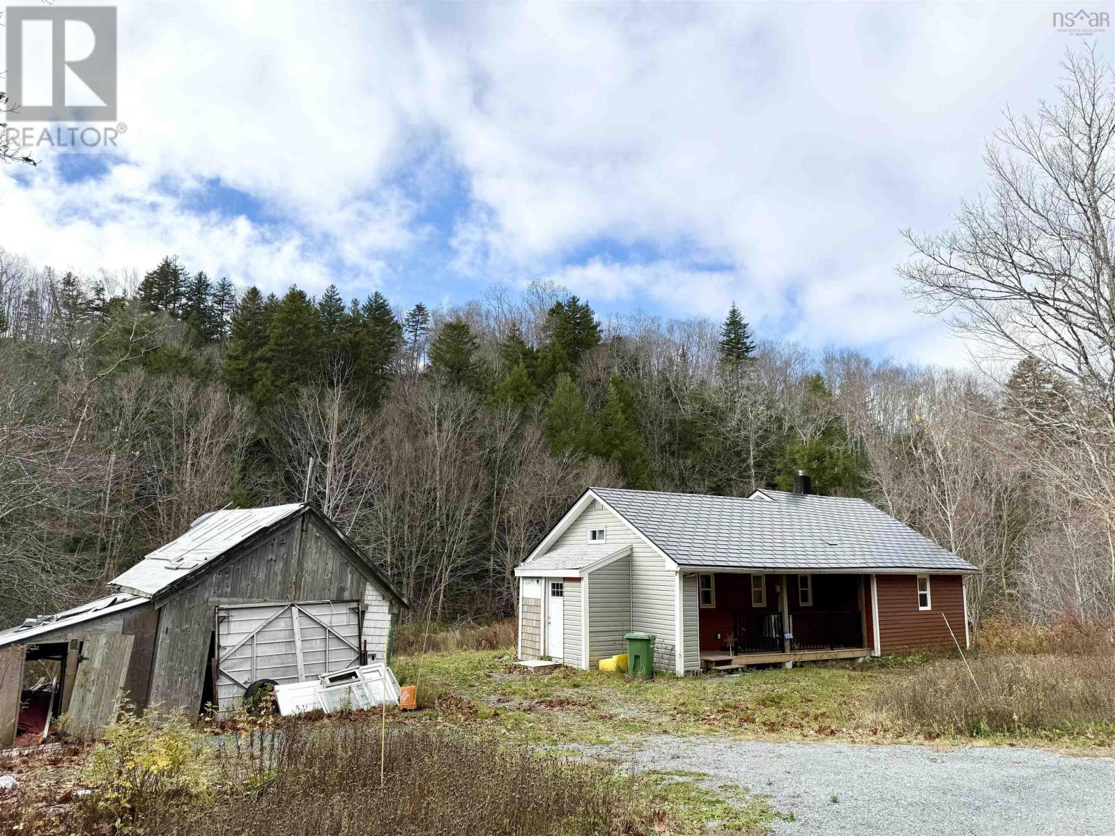 172 Woodside Road Property Photo 32