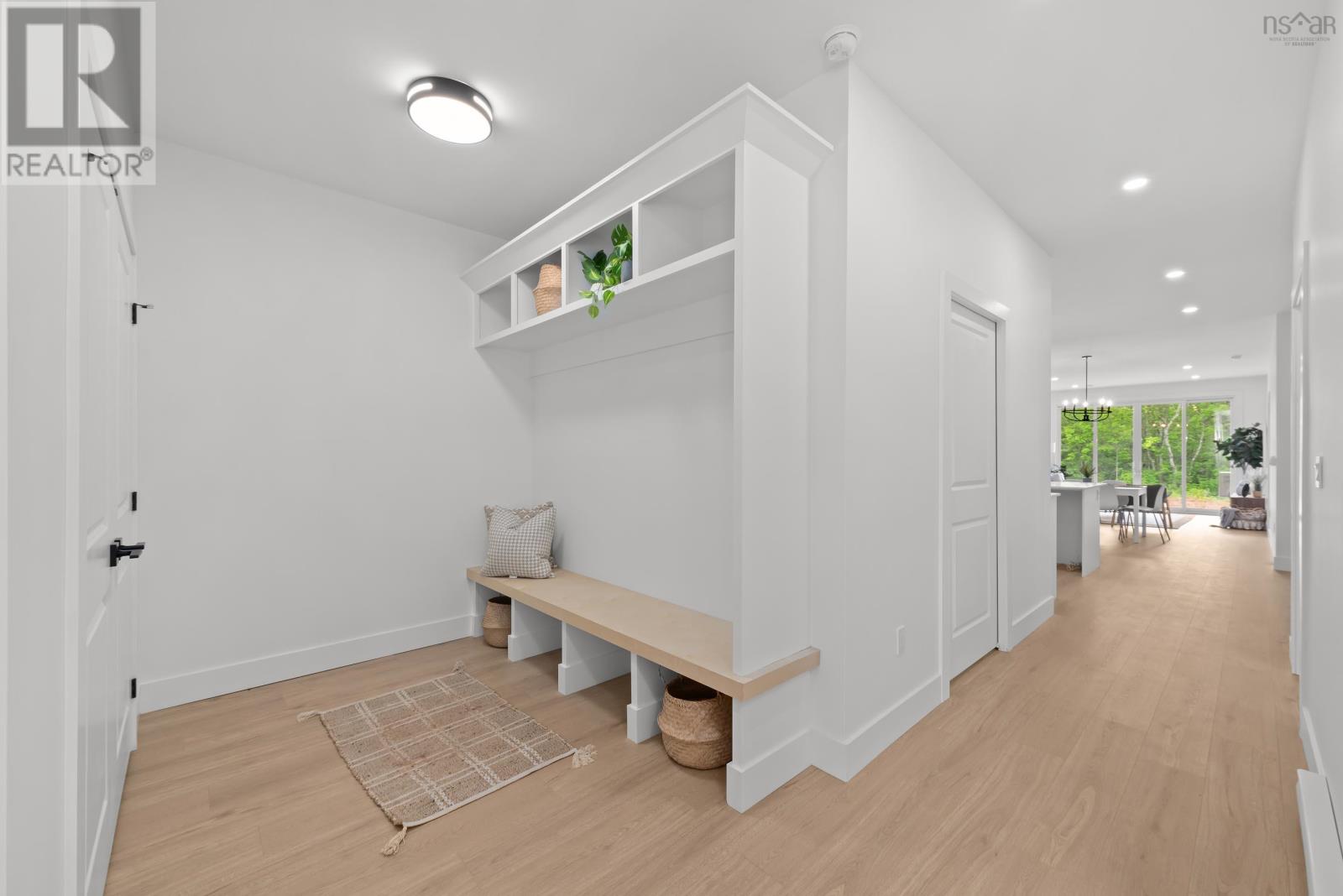 17 Seyval Drive Property Photo 4