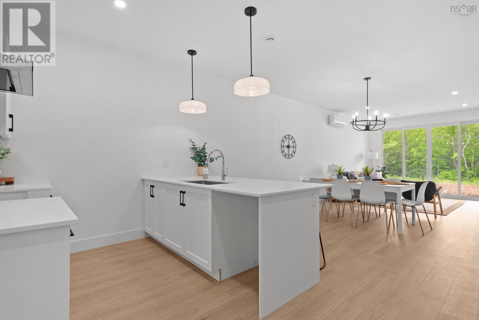 17 Seyval Drive Property Photo 7