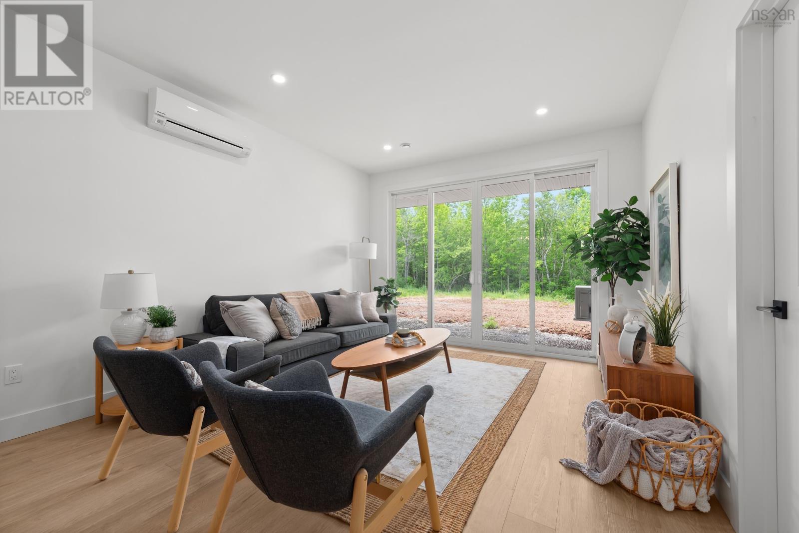 17 Seyval Drive Property Photo 11