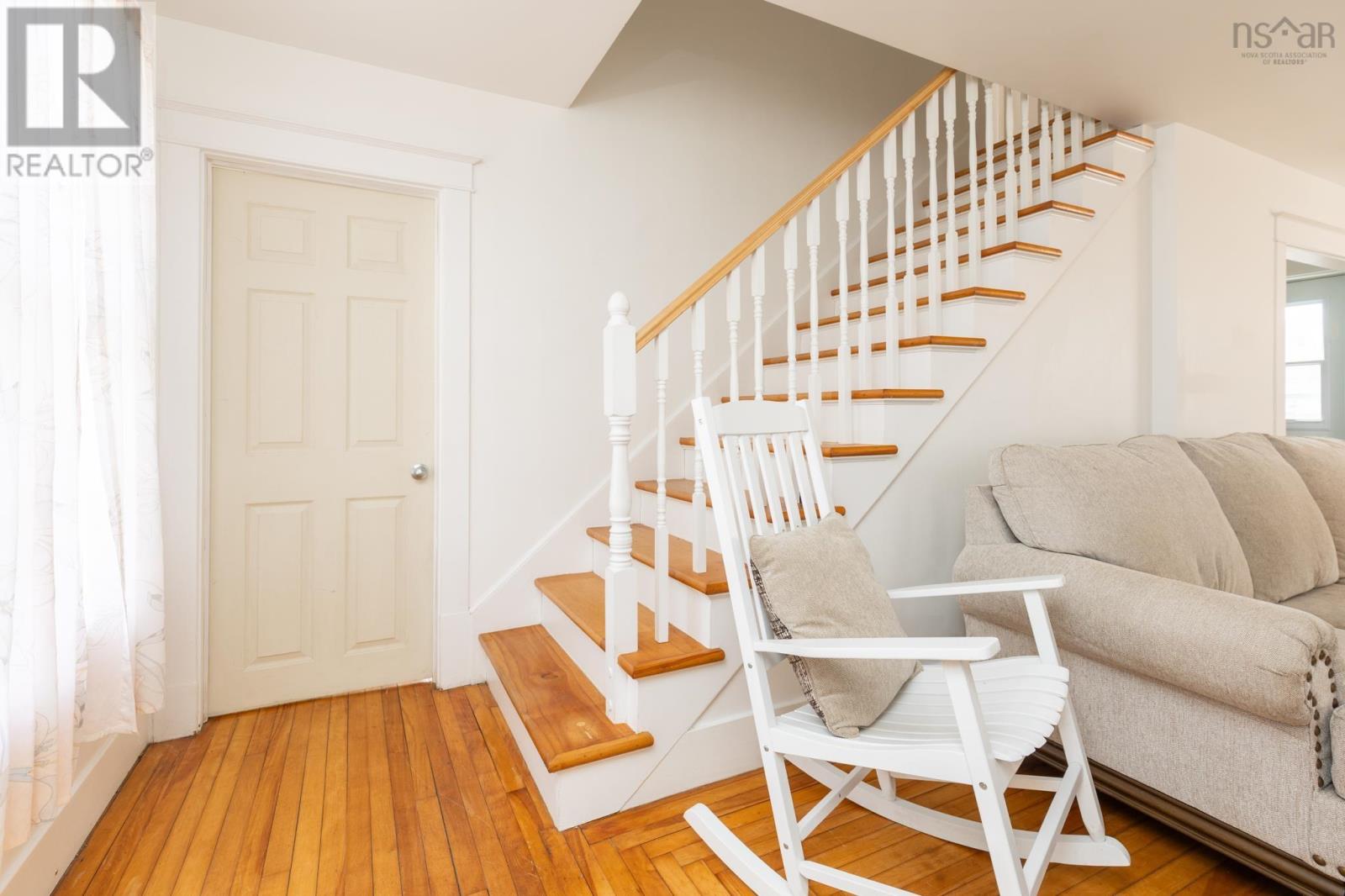 91 Cliff Street Property Photo 12