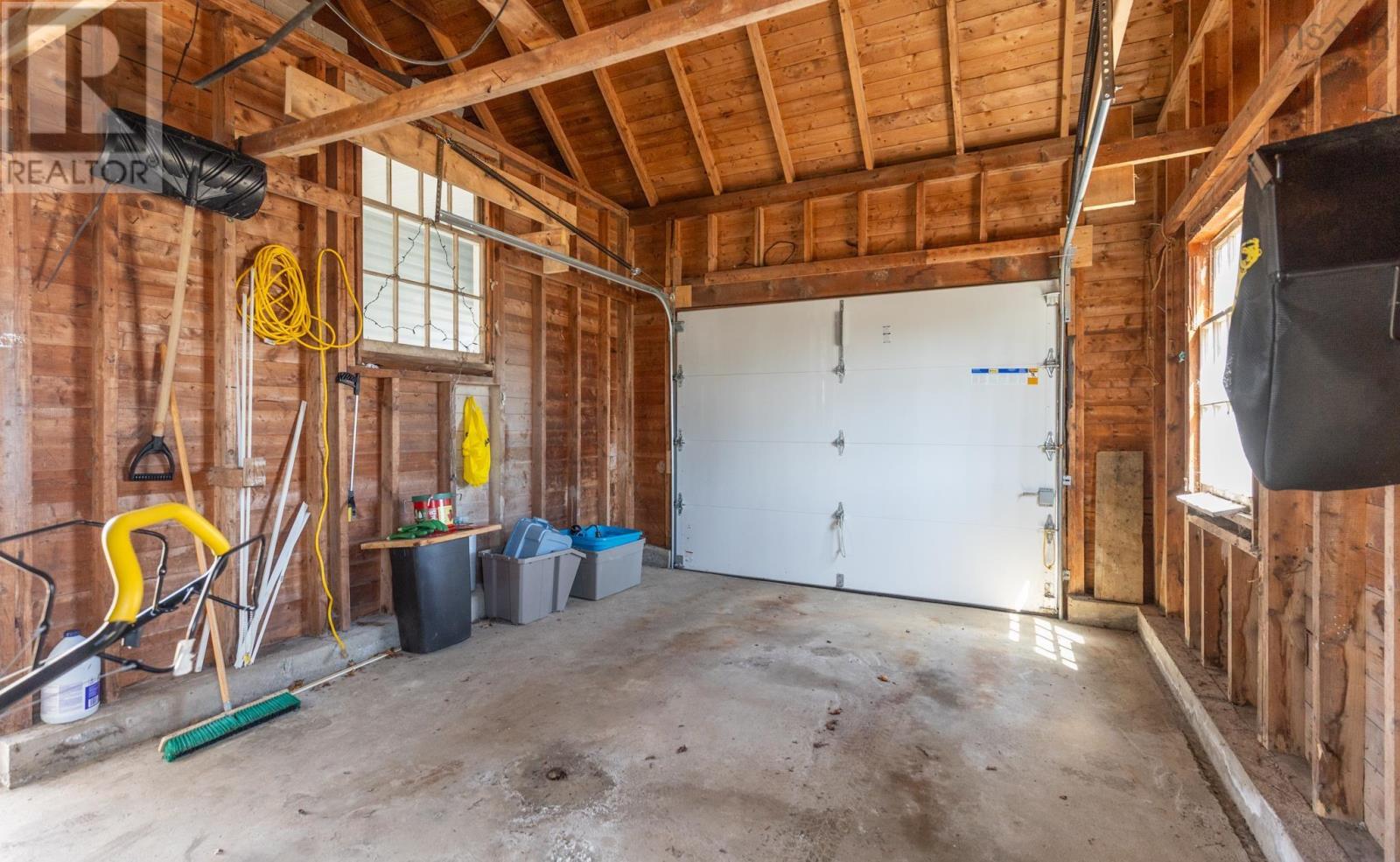 91 Cliff Street Property Photo 33