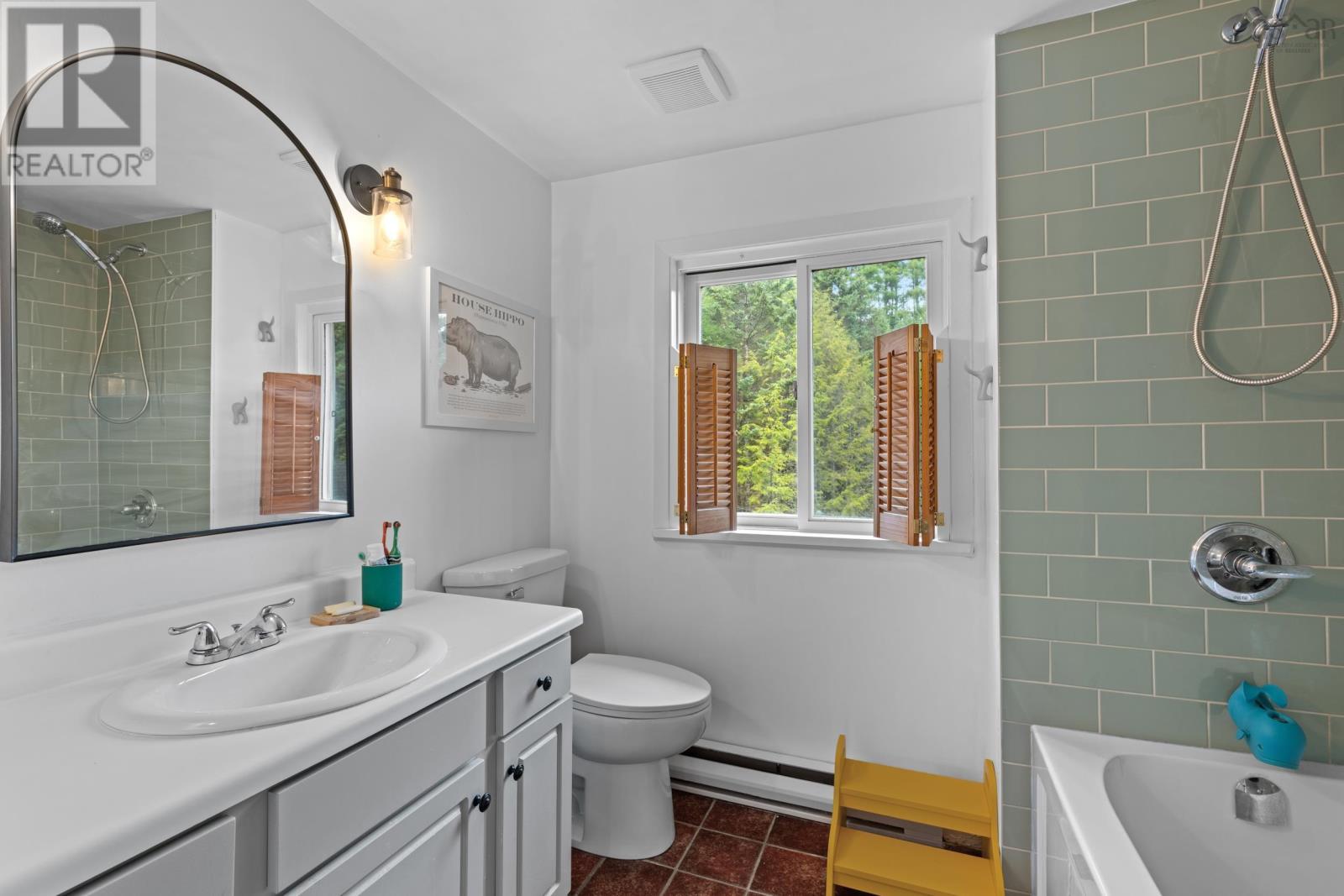 574 Woodstock Road Property Photo 24