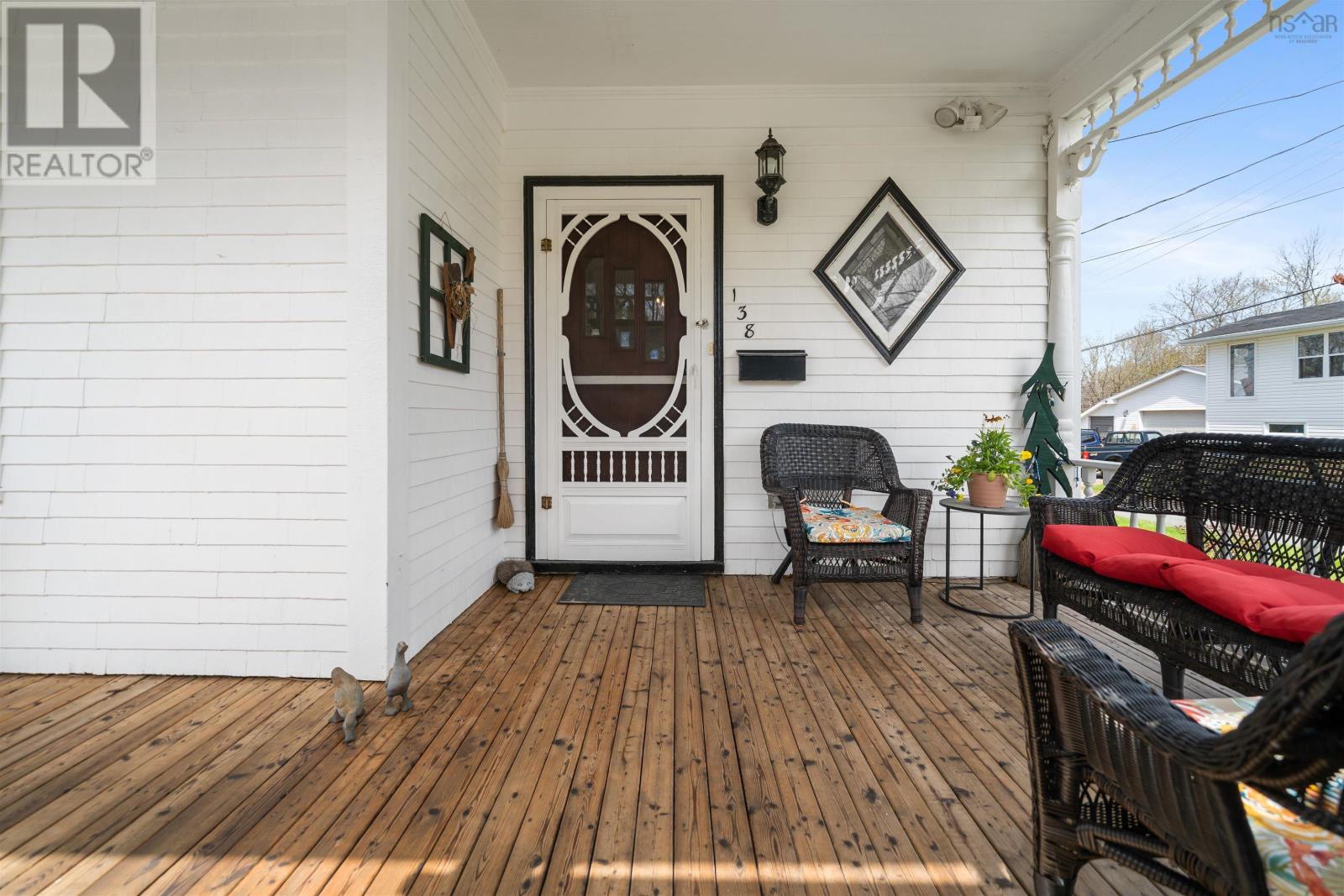 138 Main Street Property Photo 2