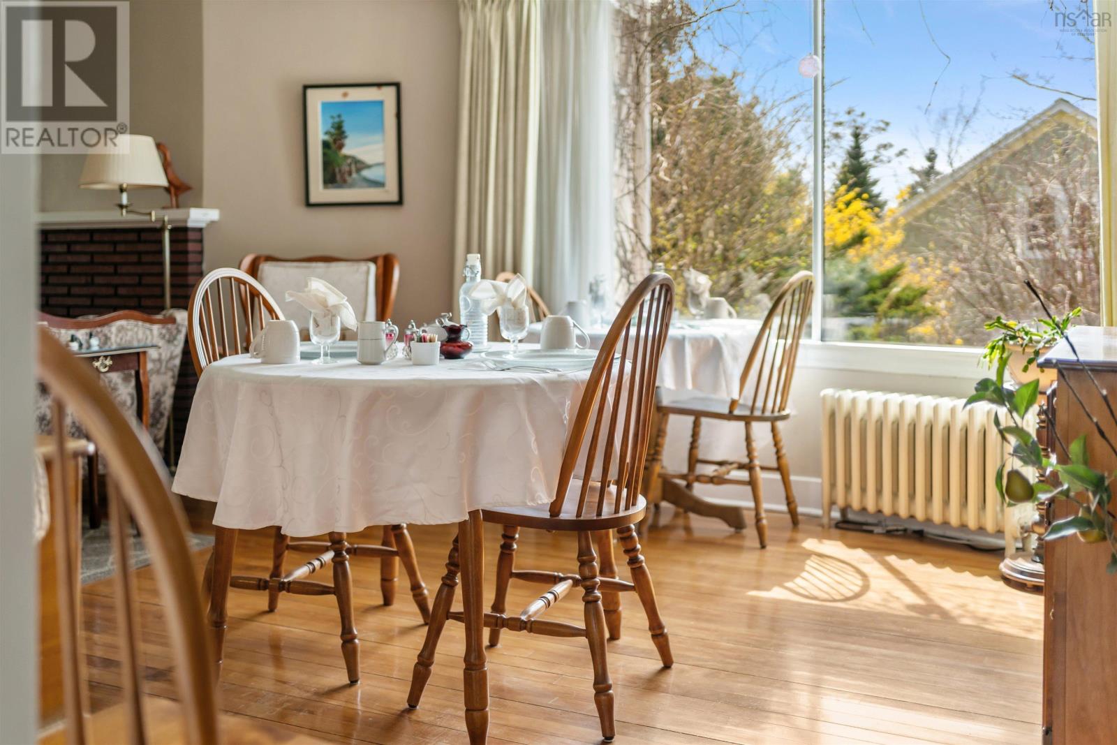 138 Main Street Property Photo 8