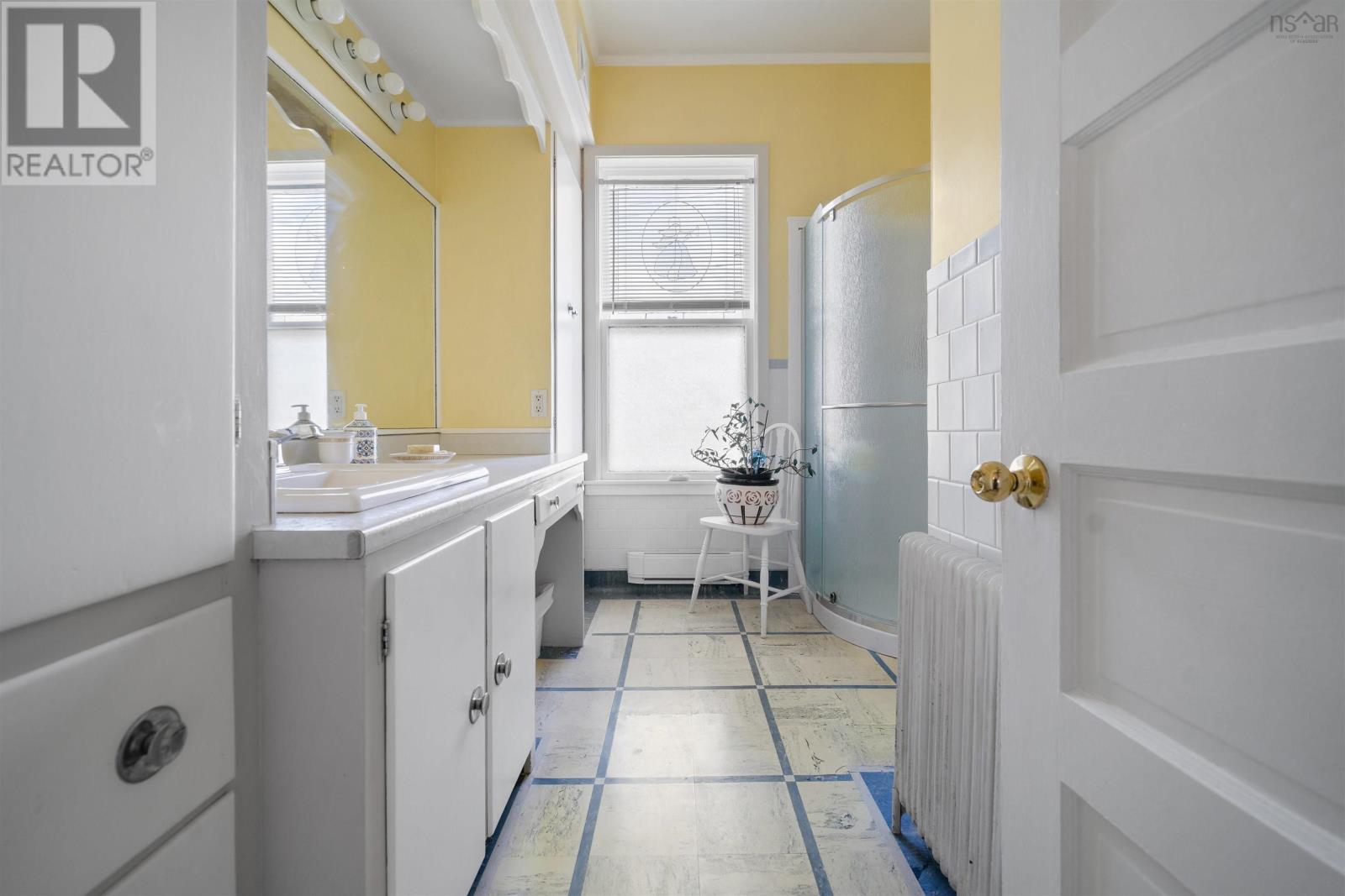 138 Main Street Property Photo 13