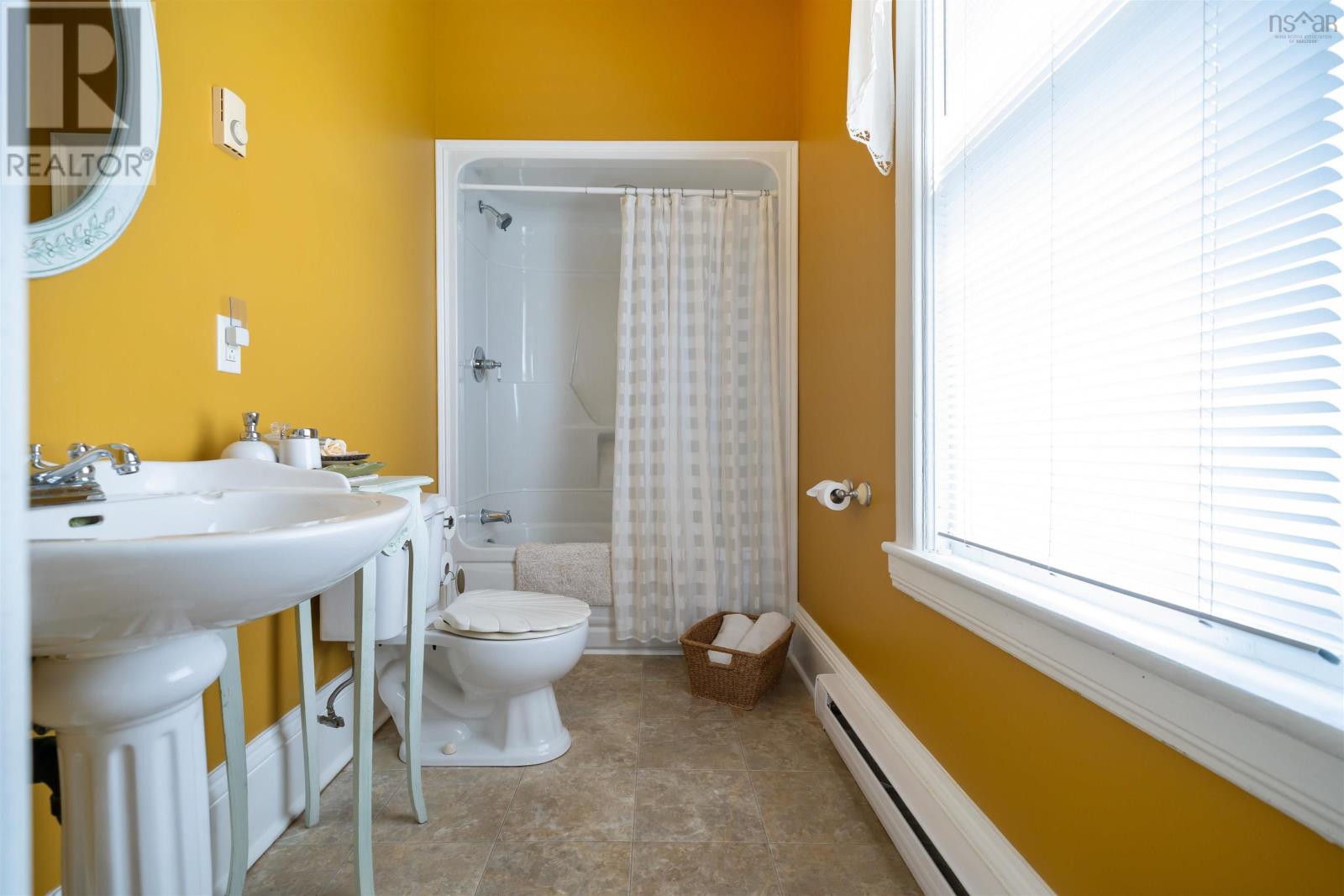 138 Main Street Property Photo 26