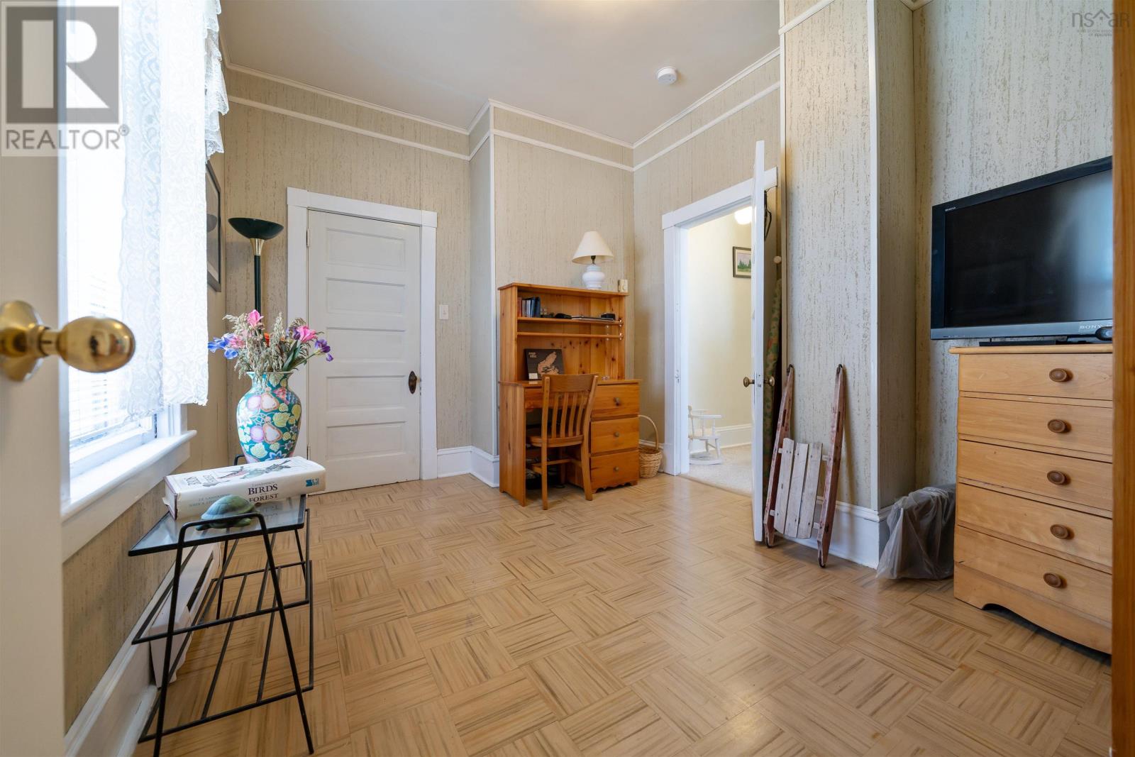 138 Main Street Property Photo 32