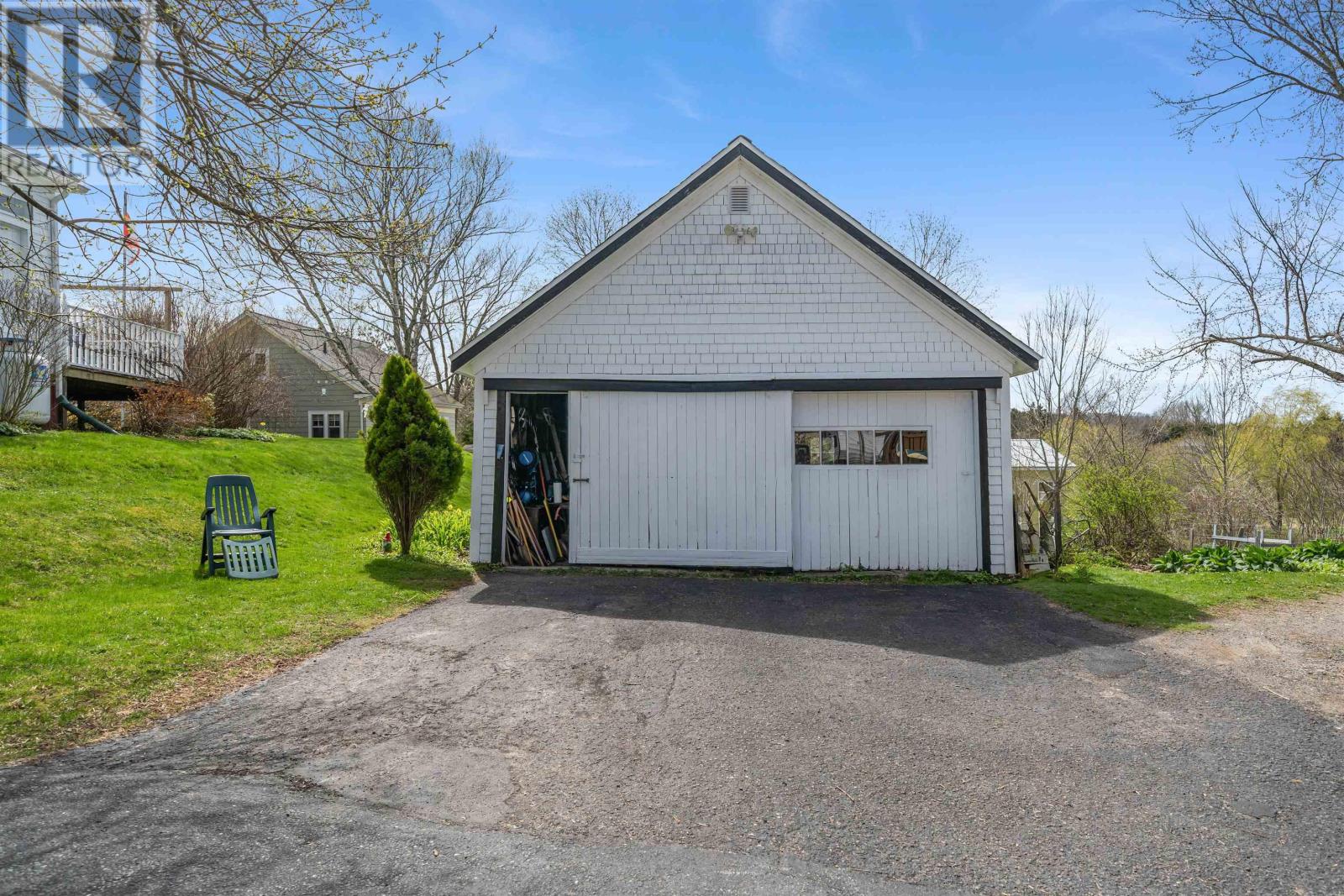 138 Main Street Property Photo 43