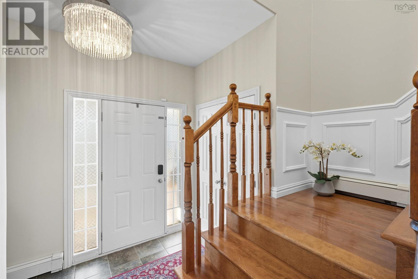 7 Fathom Court Property Photo 6