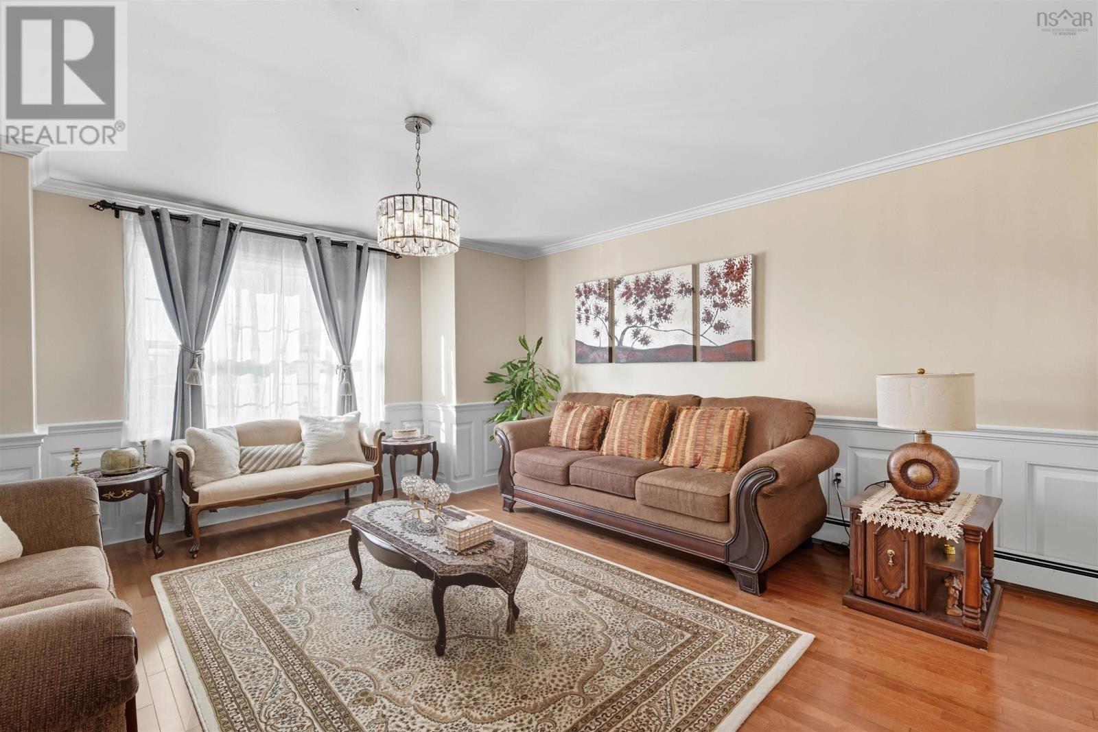 7 Fathom Court Property Photo 10