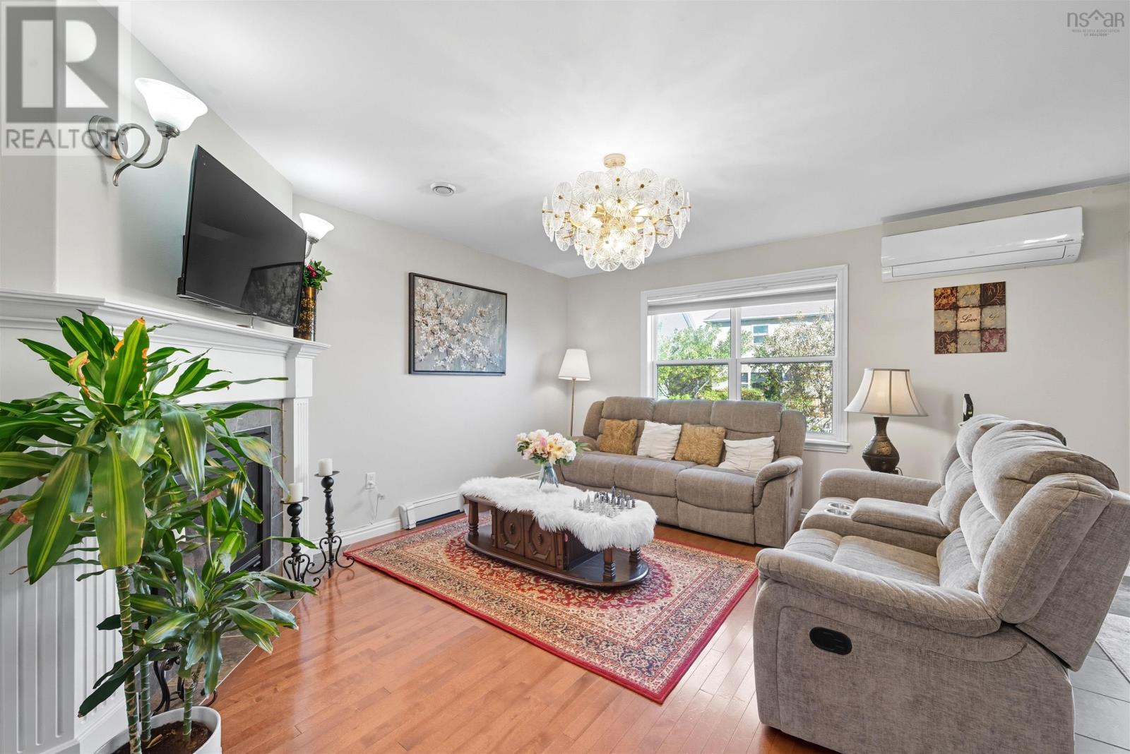 7 Fathom Court Property Photo 13