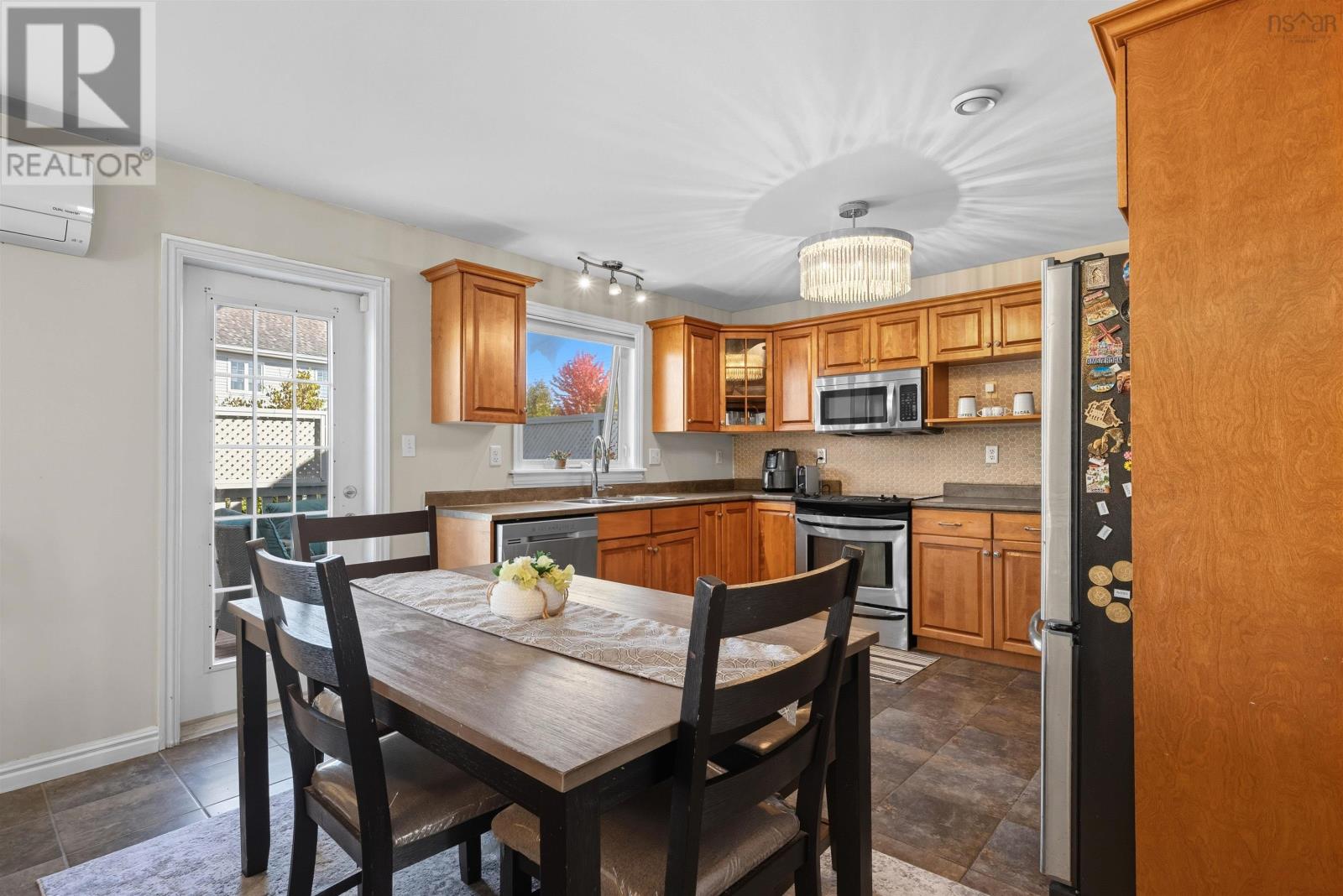 7 Fathom Court Property Photo 16