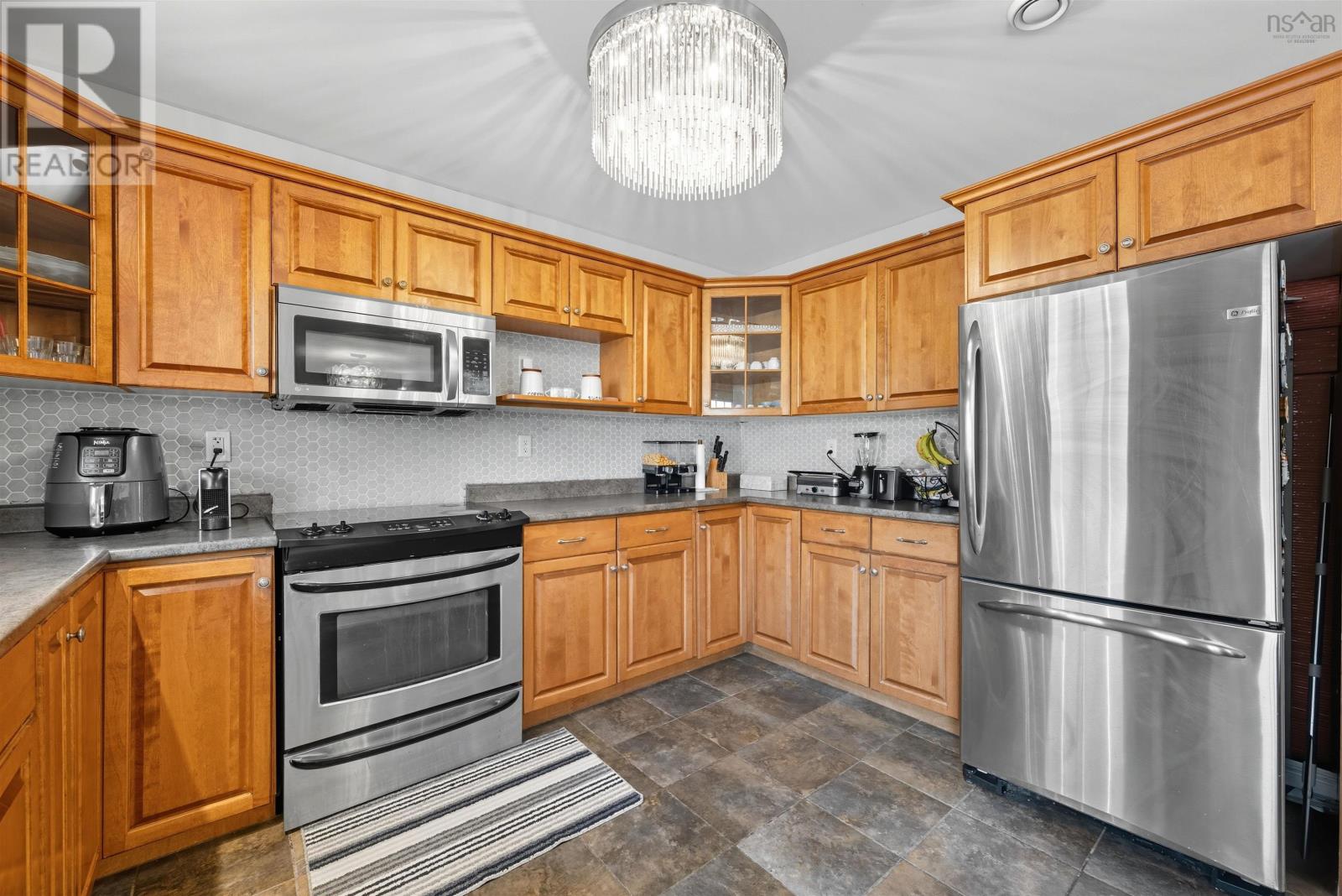 7 Fathom Court Property Photo 19