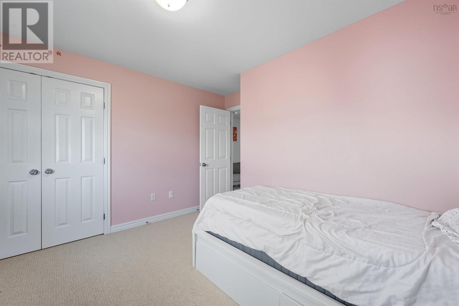 7 Fathom Court Property Photo 23