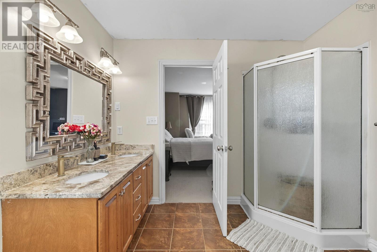 7 Fathom Court Property Photo 30