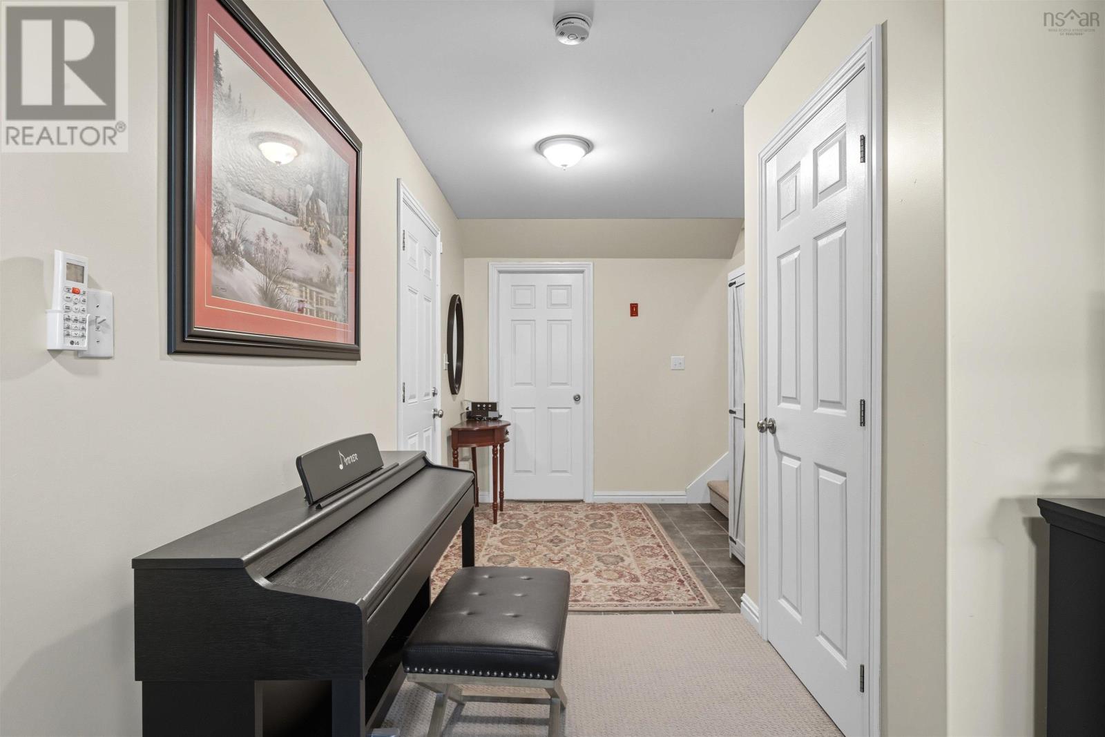 7 Fathom Court Property Photo 33