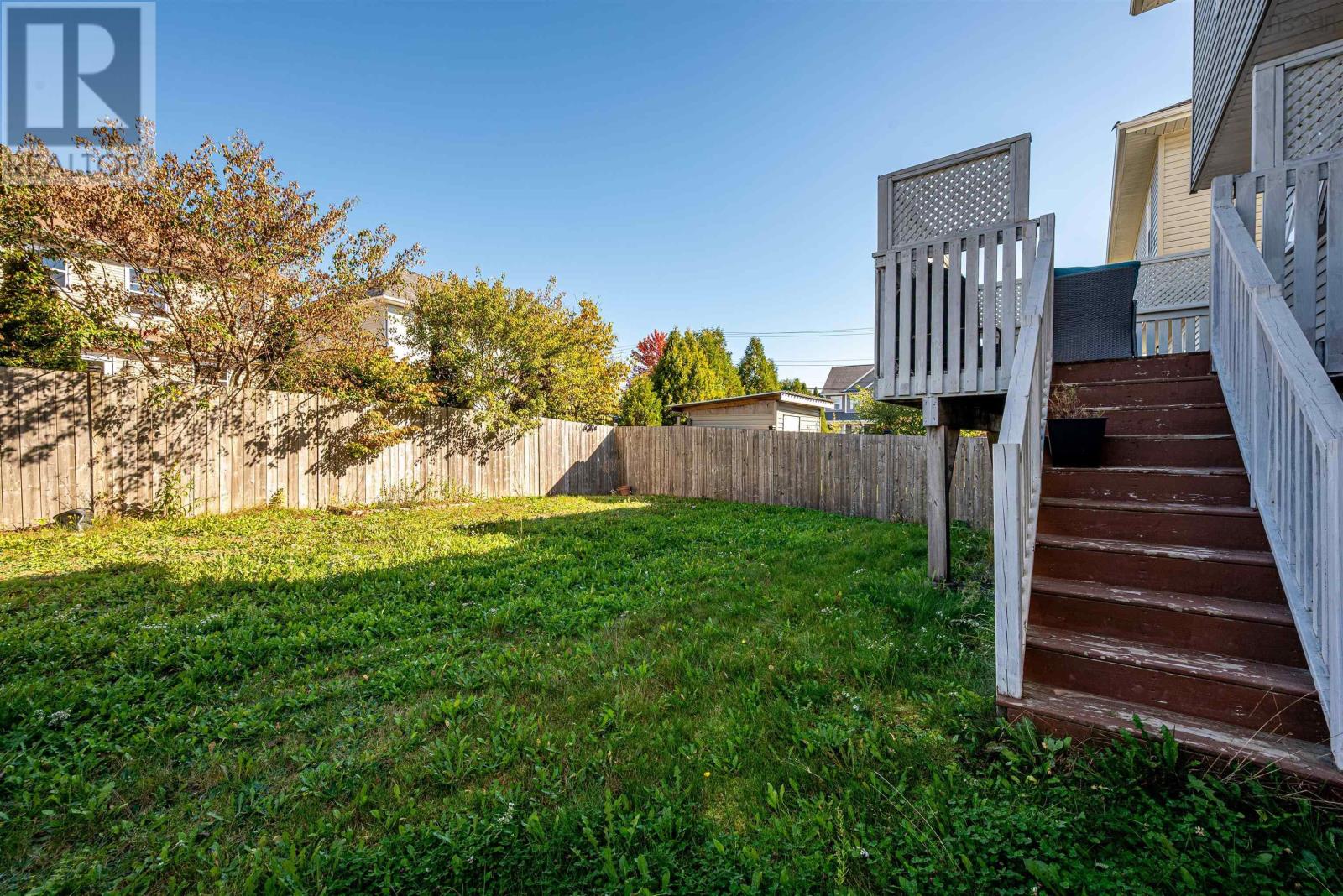 7 Fathom Court Property Photo 42