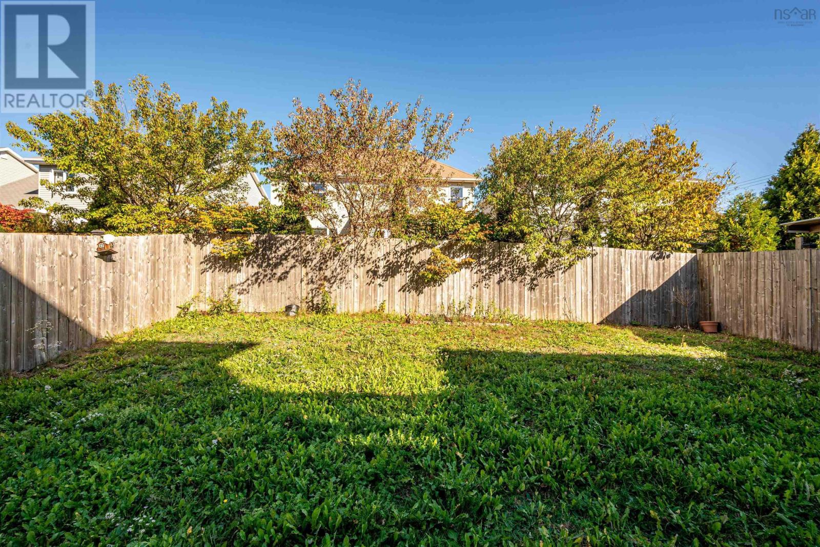 7 Fathom Court Property Photo 43