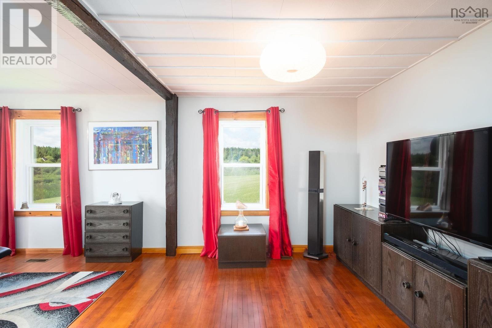 10353 Marble Mountain Road Property Photo 15