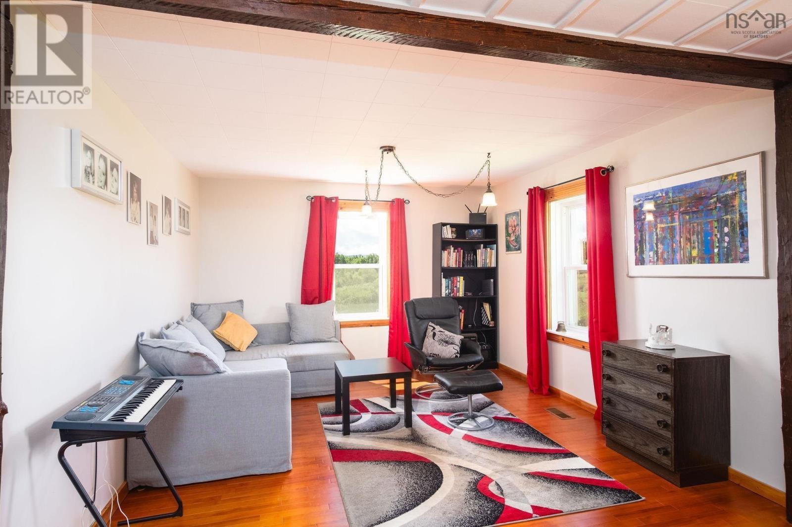 10353 Marble Mountain Road Property Photo 16