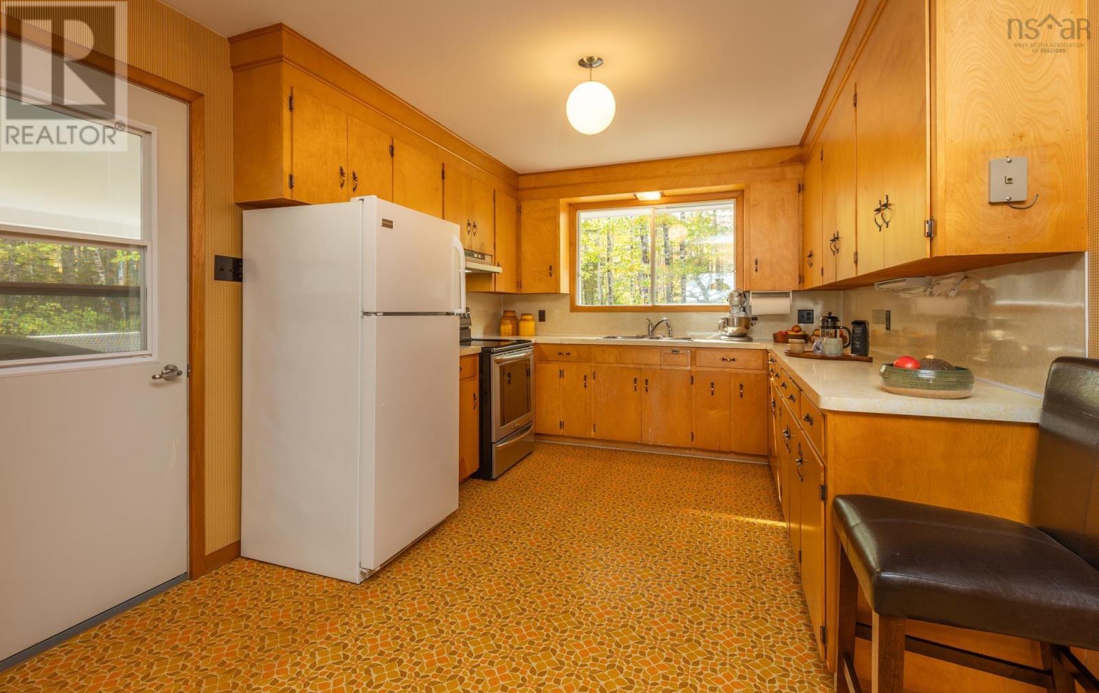 587 Highway 203 Property Photo 25