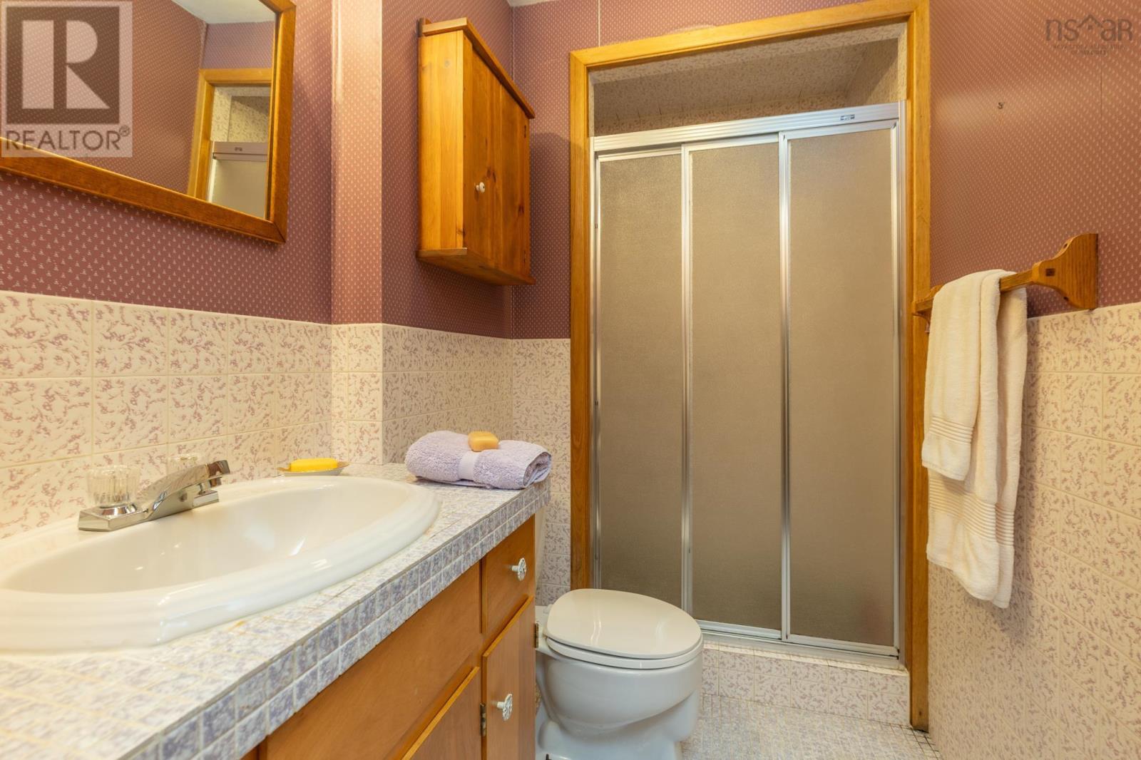 587 Highway 203 Property Photo 40