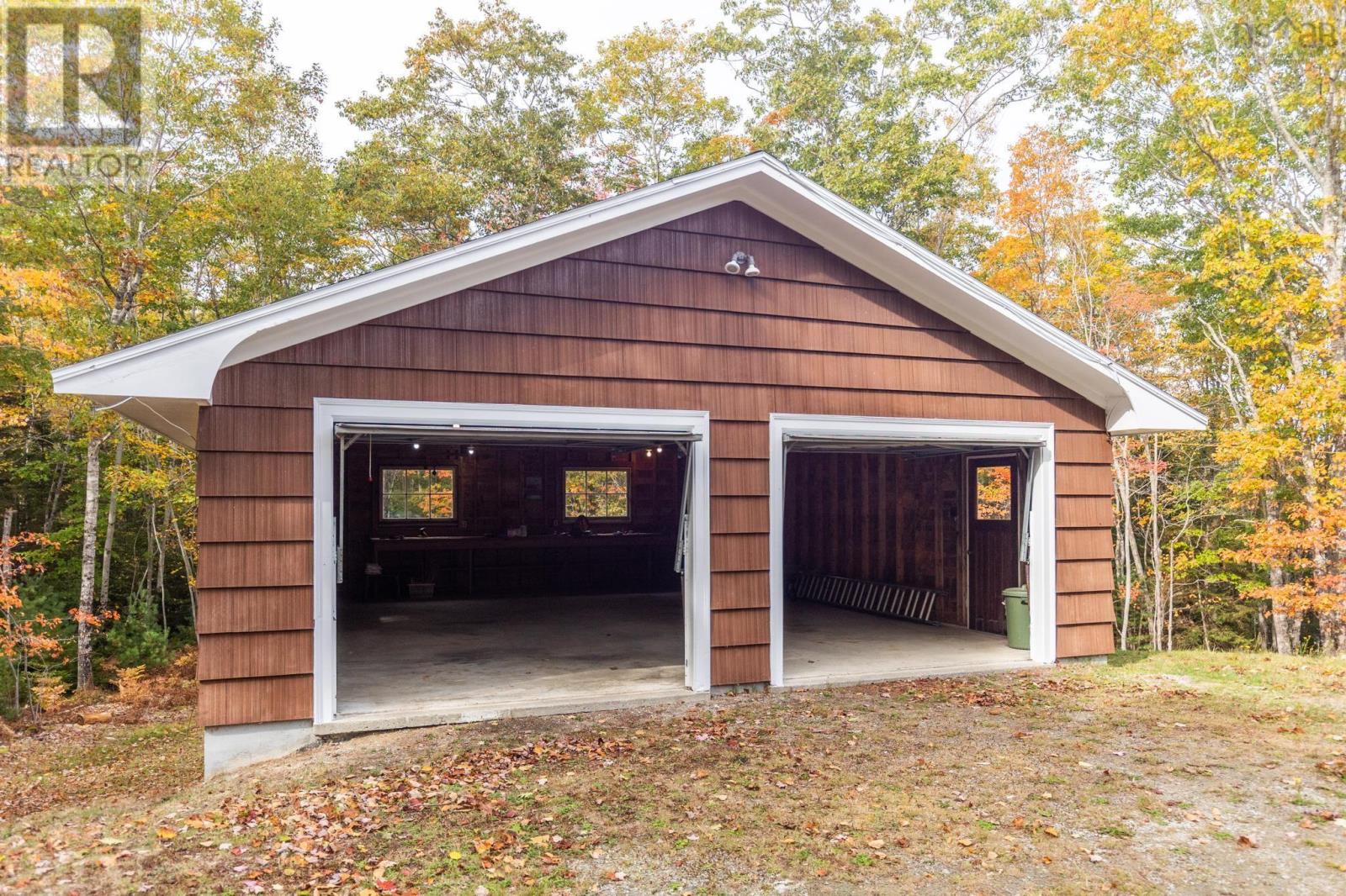 587 Highway 203 Property Photo 43