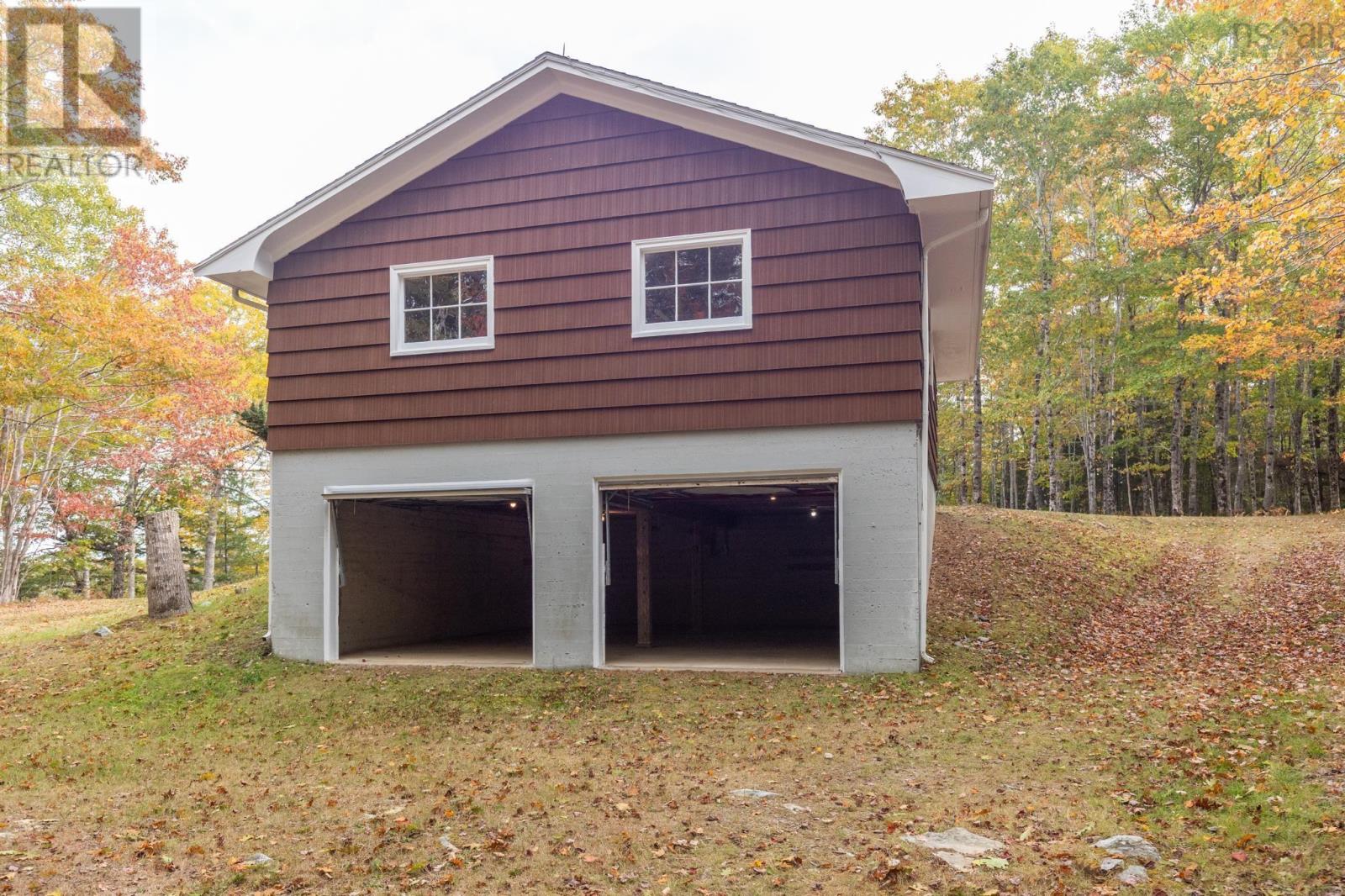 587 Highway 203 Property Photo 45