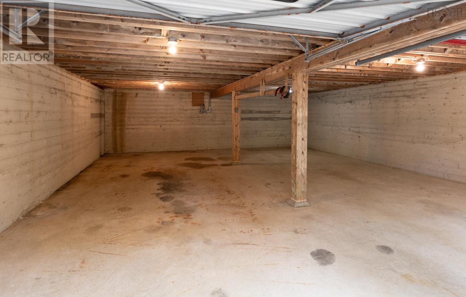 587 Highway 203 Property Photo 47