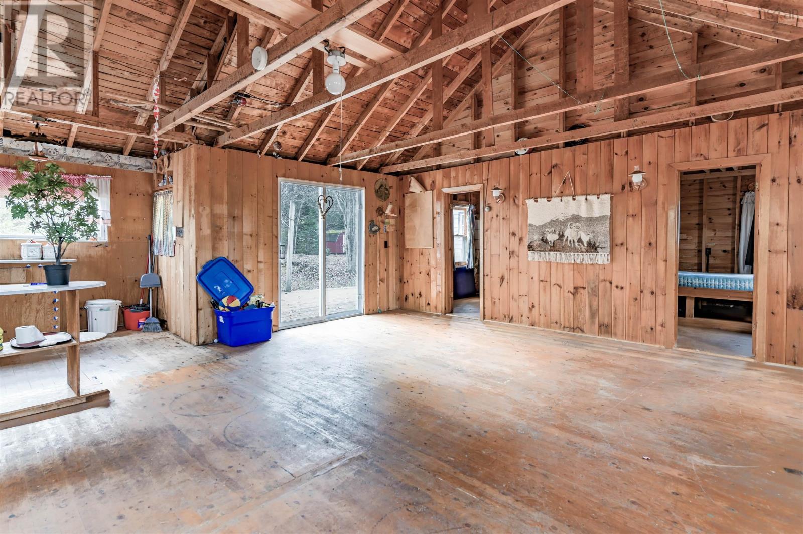 158 Plover Lane Property Photo 3