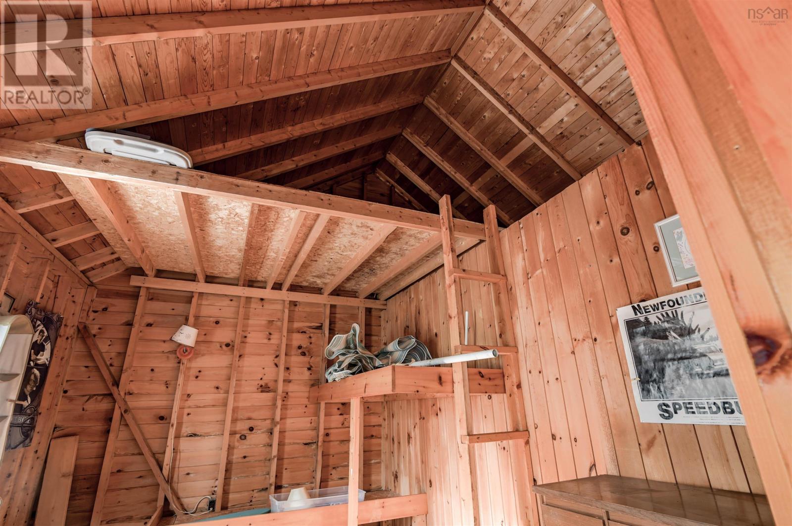 158 Plover Lane Property Photo 10