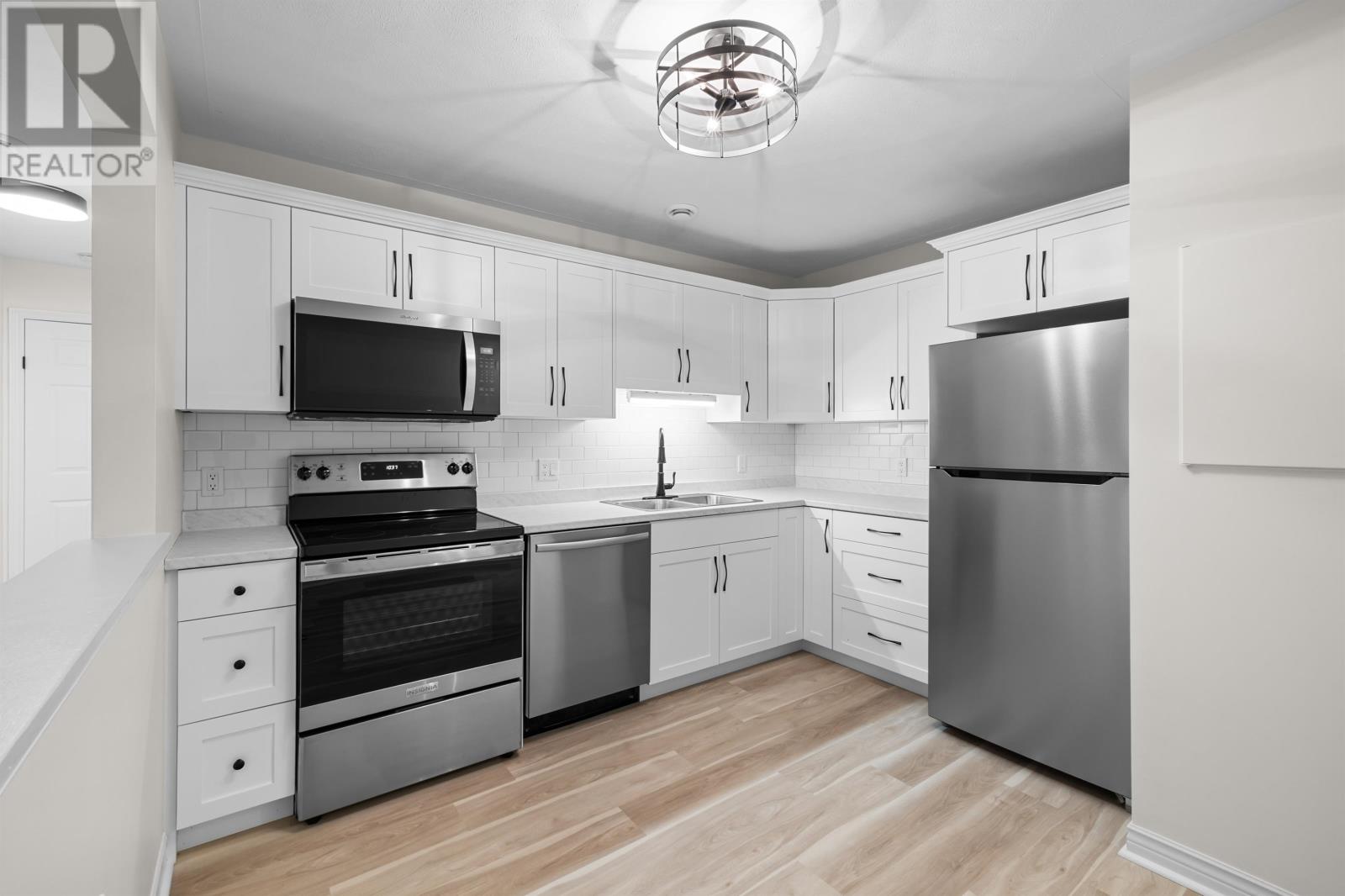 22 Waterview Heights #12 Property Photo 14