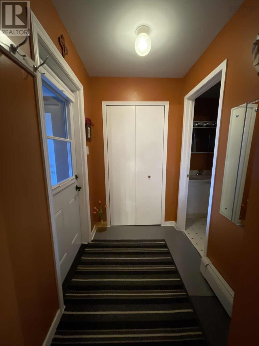 13763 Cabot Trail Property Photo 11