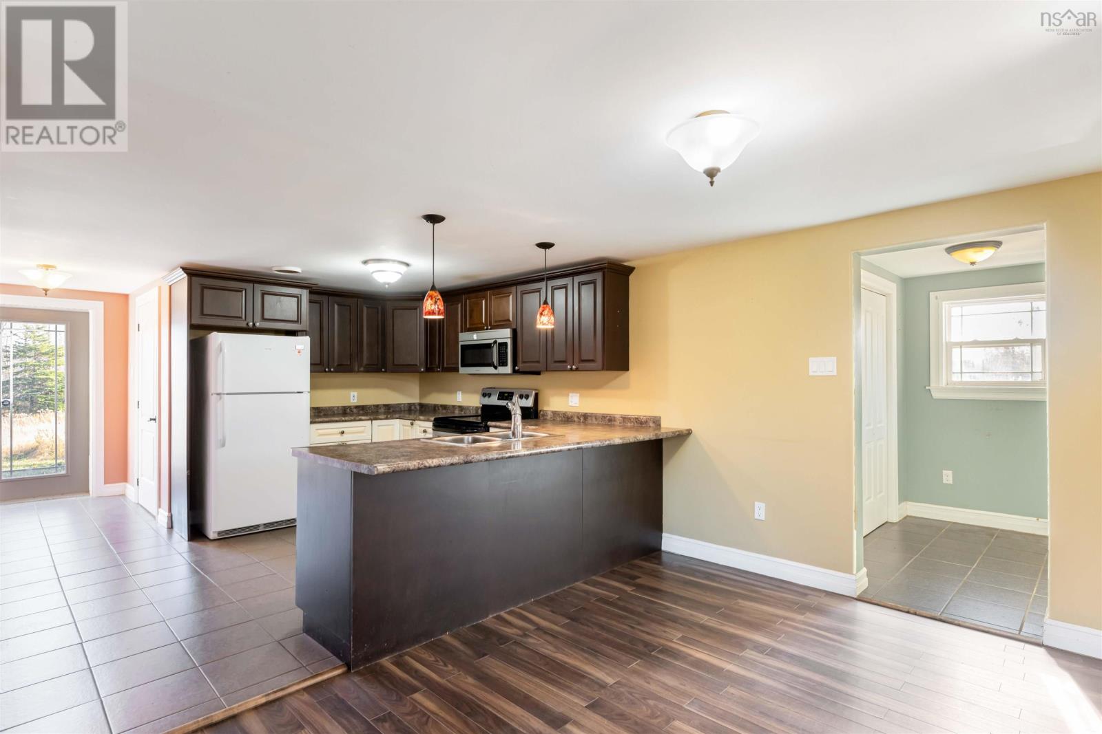 11770 Highway 1 Property Photo 13