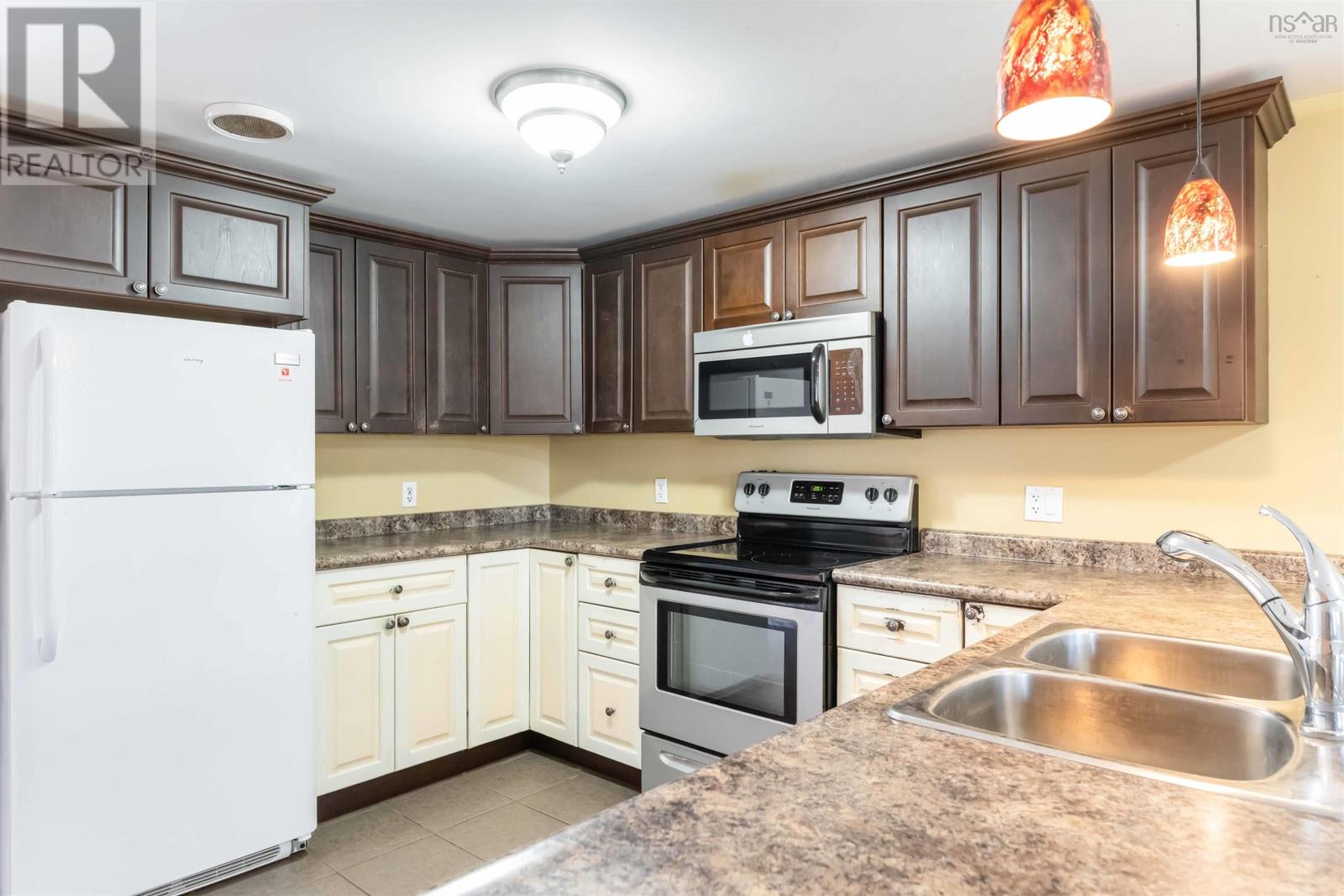 11770 Highway 1 Property Photo 14