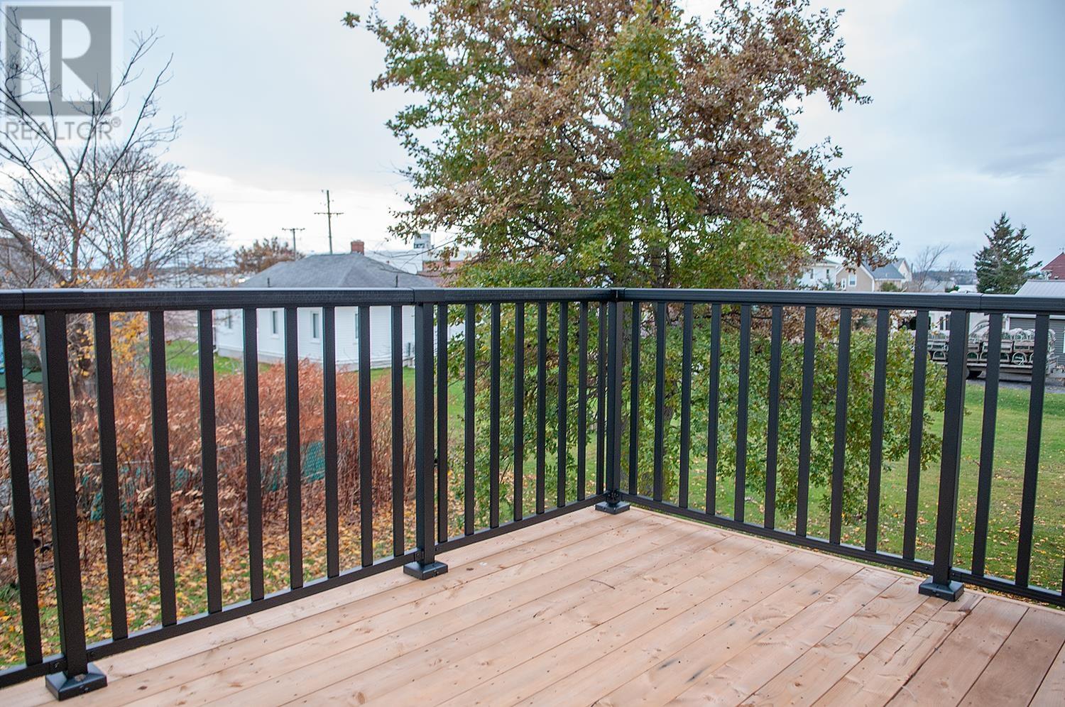 22 Richmond Street Property Photo 43