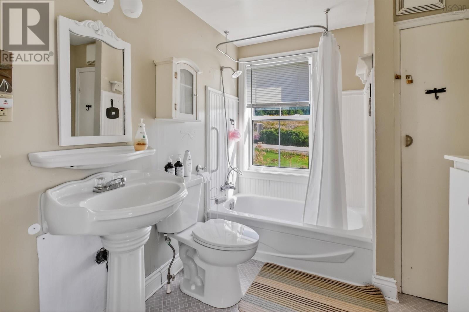 68 Mombourquette Road Property Photo 26