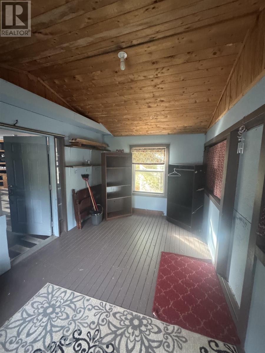 2412 Rte 2 Property Photo 32
