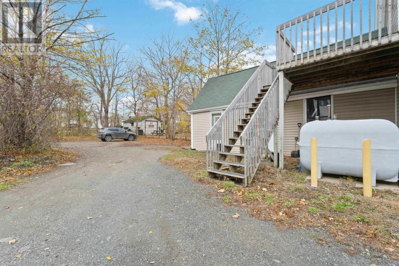 19 Birch Street Property Photo 6