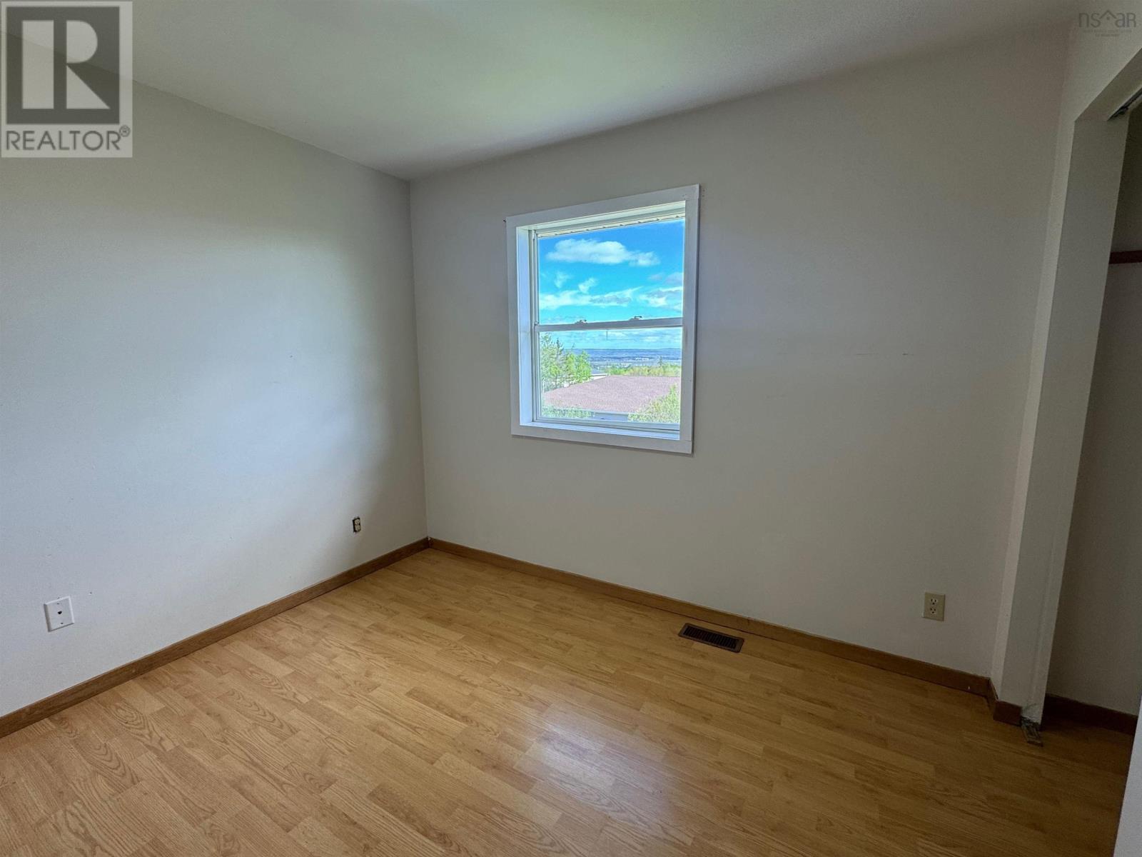 523/525 Truro Heights Road Property Photo 11