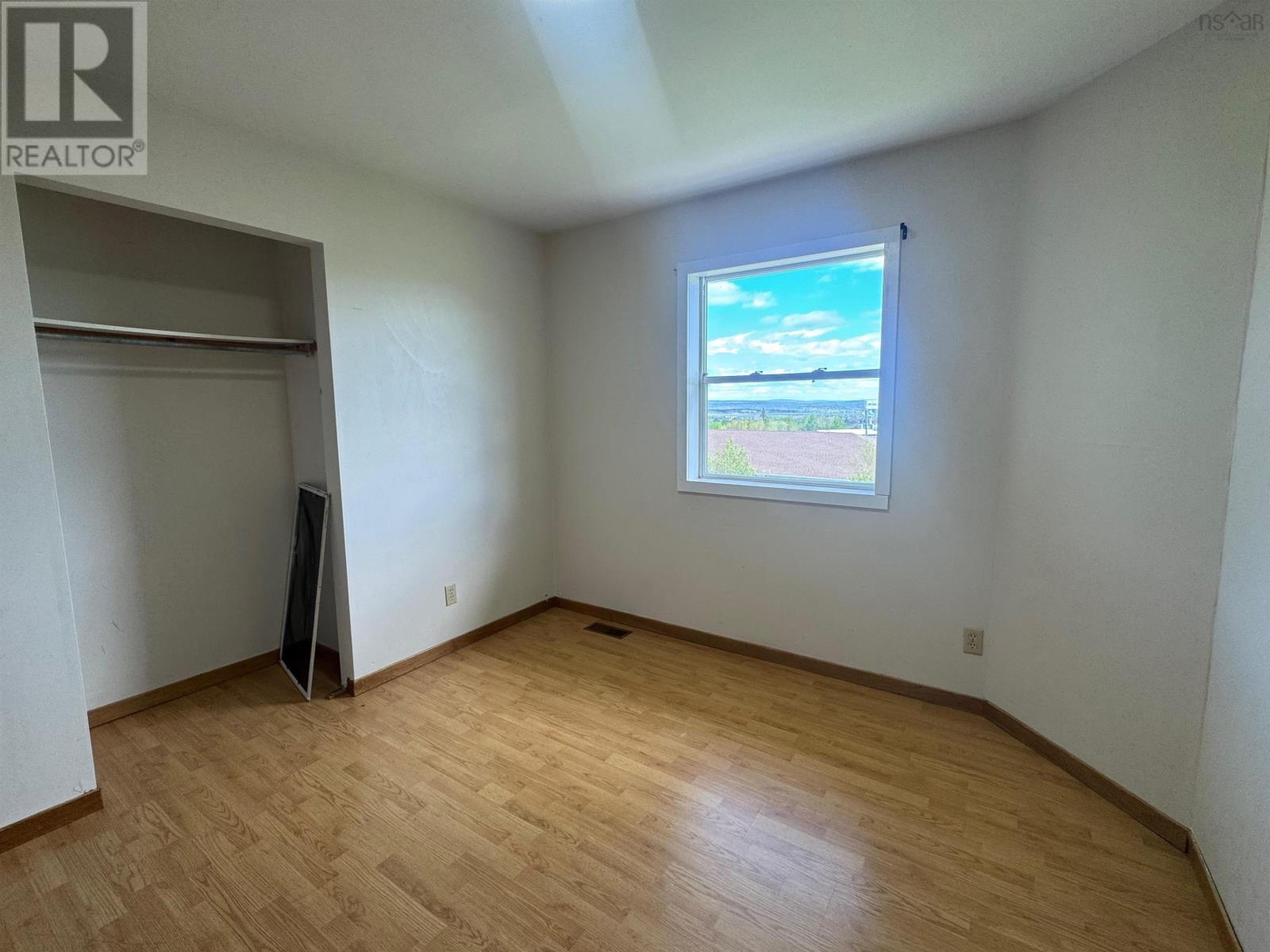 523/525 Truro Heights Road Property Photo 14